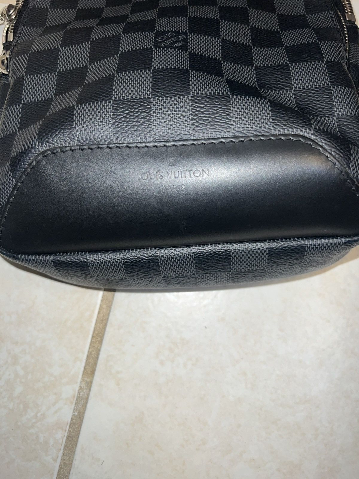 Louis Vuitton Louis Vuitton Damier Graphite Sling Bag Size ONE SIZE - 3 Thumbnail