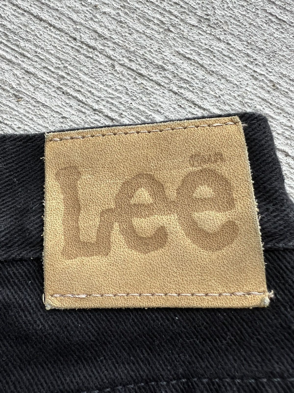 Lee Vintage 90s Lee Black Denim Shorts Jorts Size US 38 / EU 54 - 5 Thumbnail