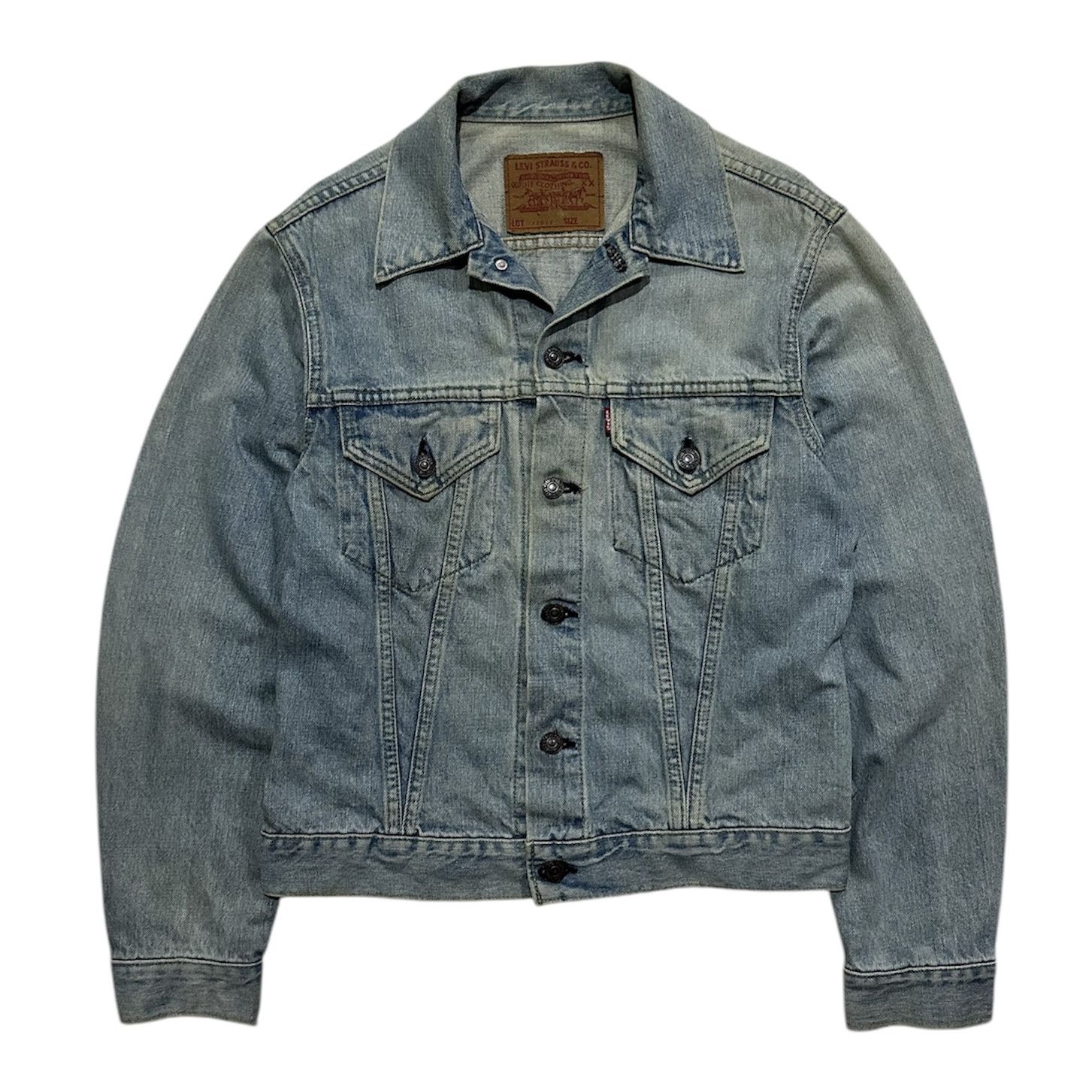 Dope🔥Vintage Levi’s Big E Japan Button J02