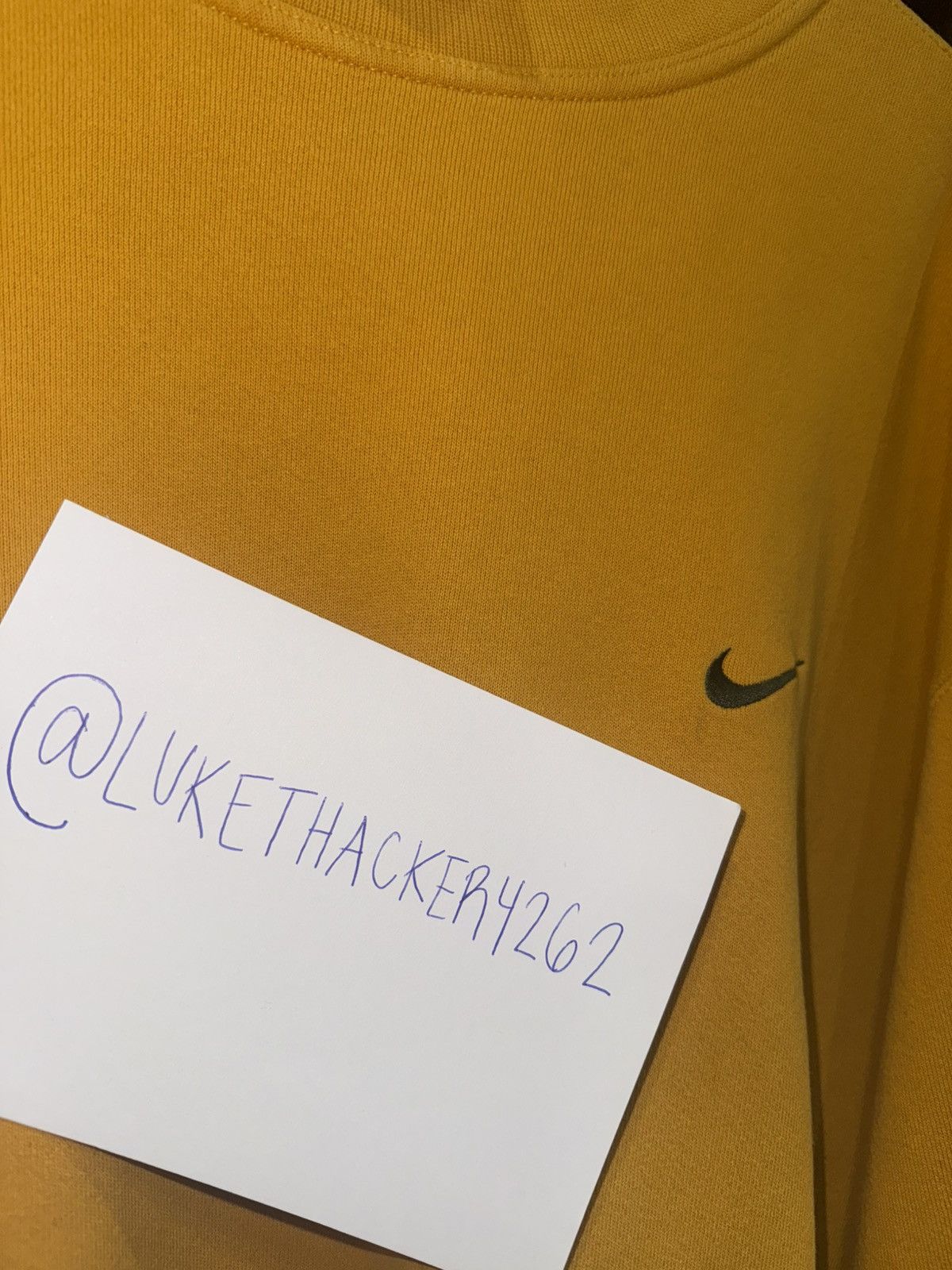 Nike Vintage Nike Yellow Crewneck Large Size US L / EU 52-54 / 3 - 9 Thumbnail