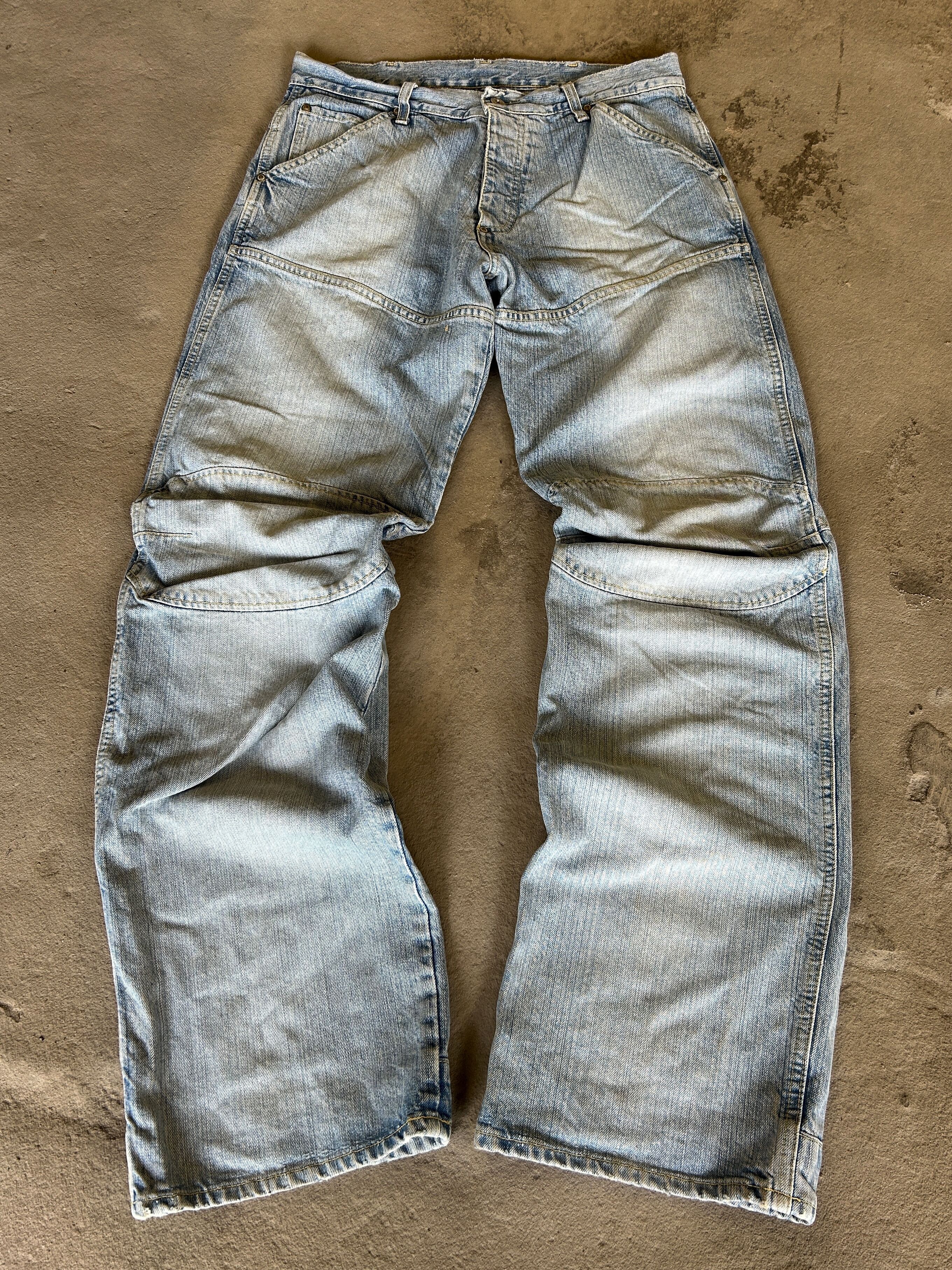 Designer 💥 JUNYA WATANABE BALENCIAGA STYLE DISTRESSED JEANS Size US 32 / EU 48 - 1 Thumbnail