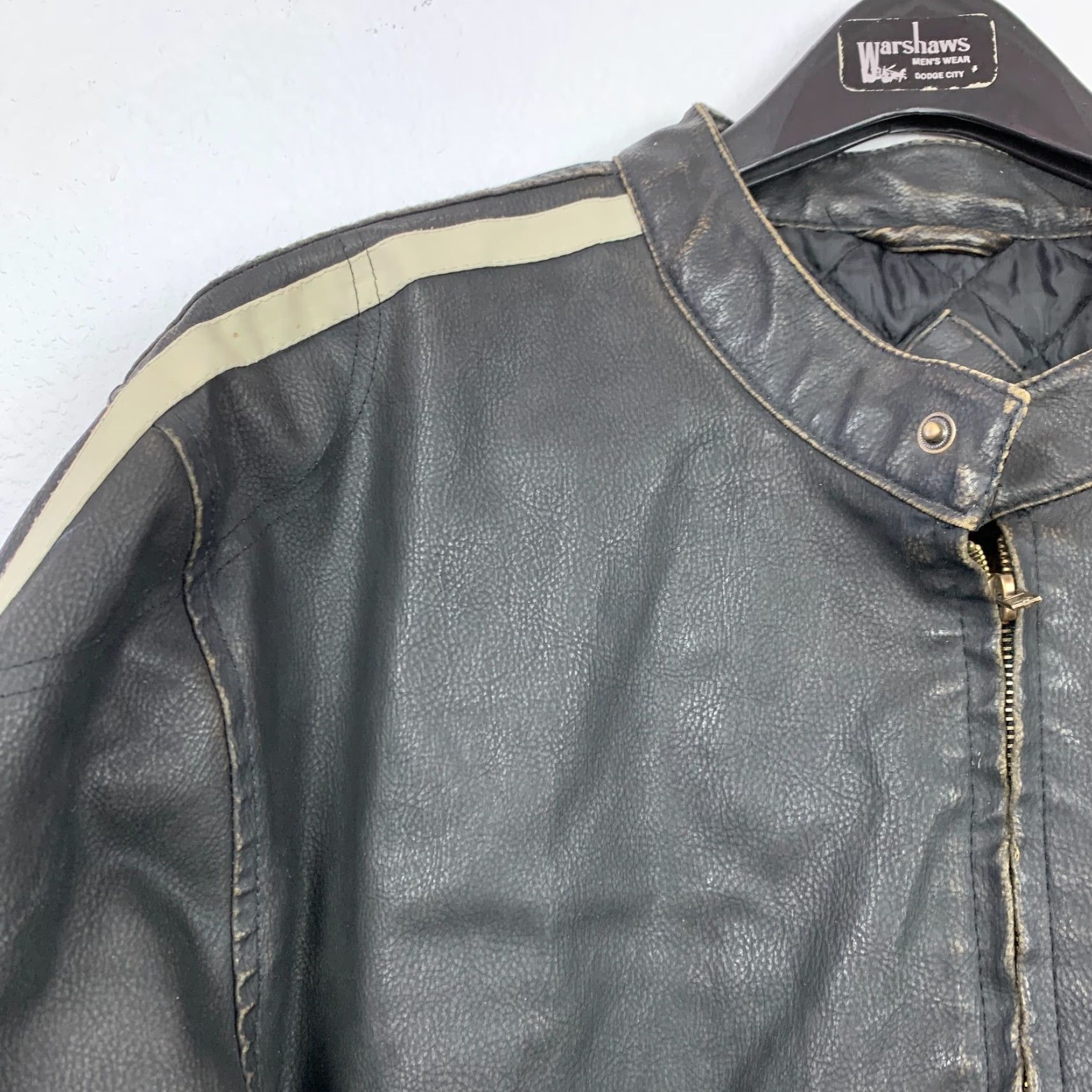 Vintage VINTAGE Arizona Jean Company Full Zip Jacket Mens 2XL Black Faux Leather Racing Stripe Bomber 90s Y2K Size US XXL / EU 58 / 5 - 2 Thumbnail