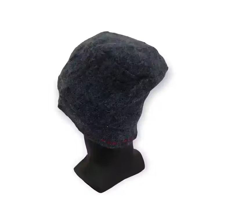 Descente Descente Small Logo Beanie Hat Size ONE SIZE - 3 Thumbnail
