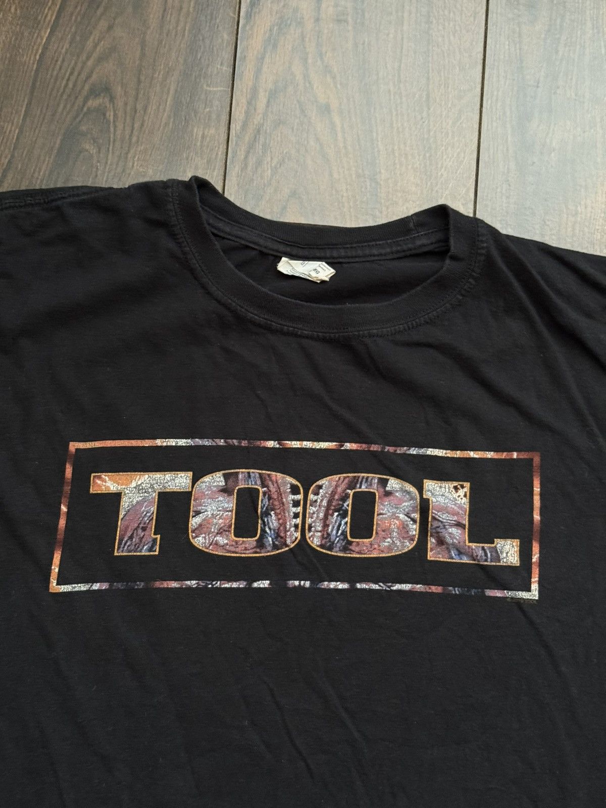 Band Tees Tool T Shirt Los Angeles California Size XL Size US XL / EU 56 / 4 - 4 Thumbnail