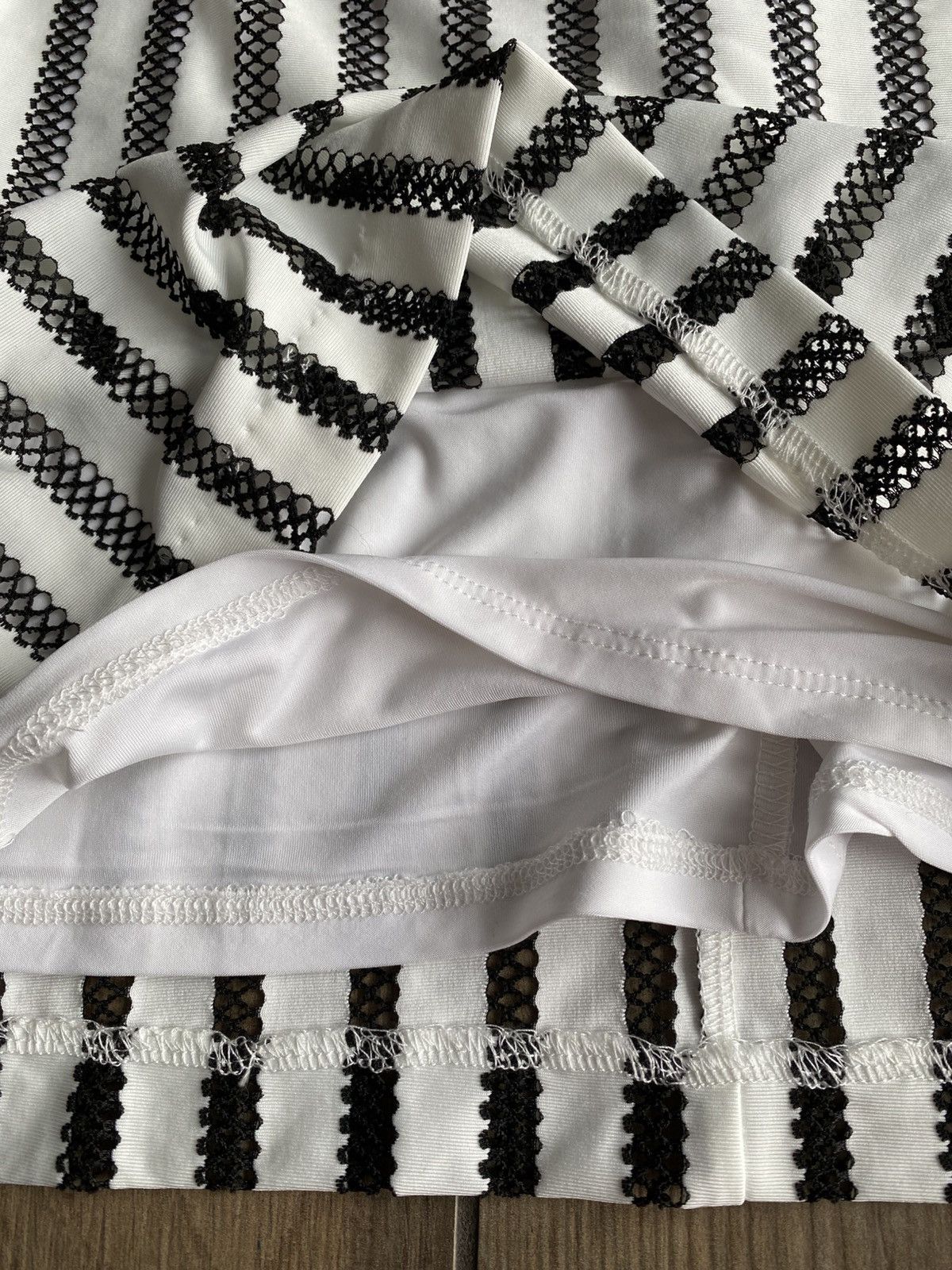 Guess Vestito bianco a righe Guess Size S / US 4 / IT 40 - 4 Thumbnail
