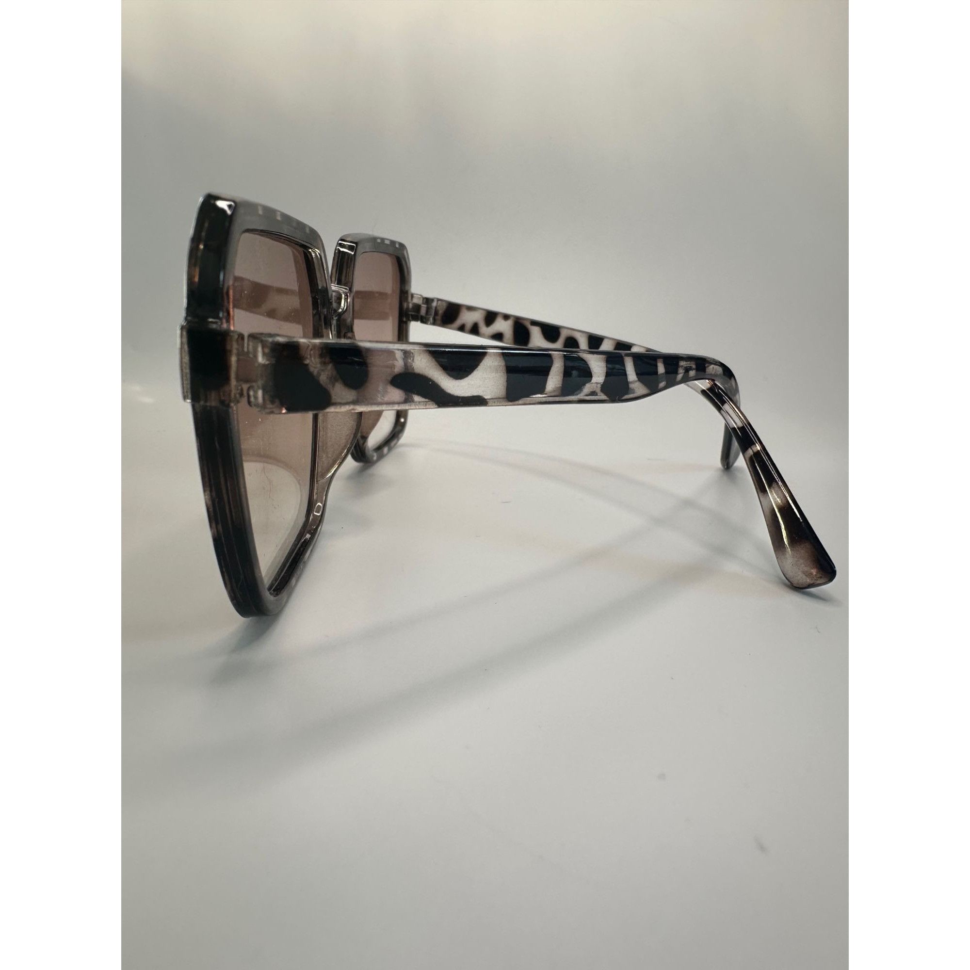 Other Women's Sunglasses with Large Frames Size ONE SIZE - 12 Thumbnail