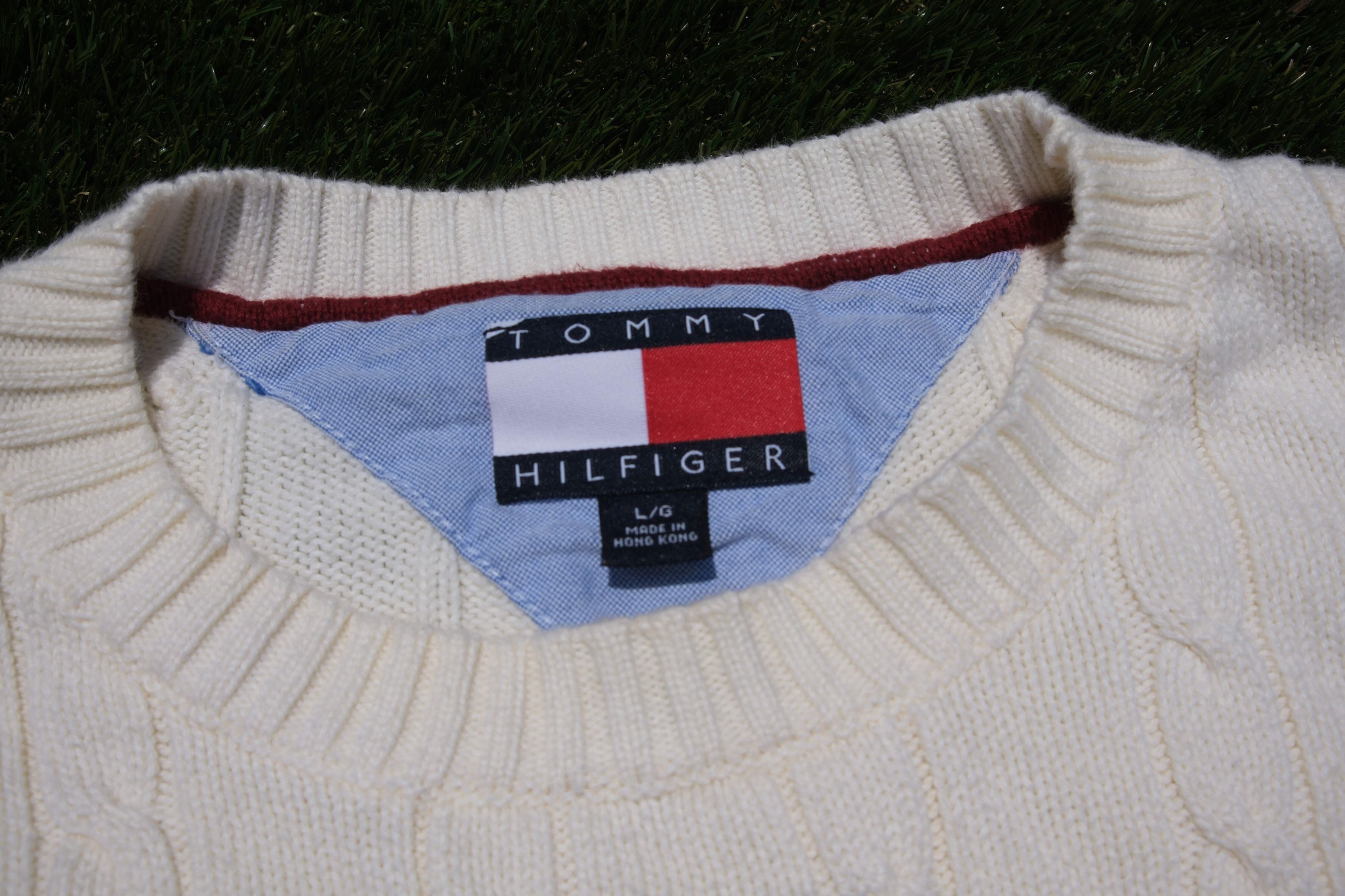 Tommy Hilfiger 90s Tommy Hilfiger Heavyweight Sweater Size US L / EU 52-54 / 3 - 4 Thumbnail