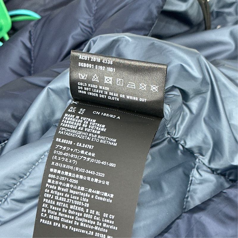 Prada Prada Long Sleeve Down Jacket for Winter-2506 Size US XL / EU 56 / 4 - 7 Thumbnail
