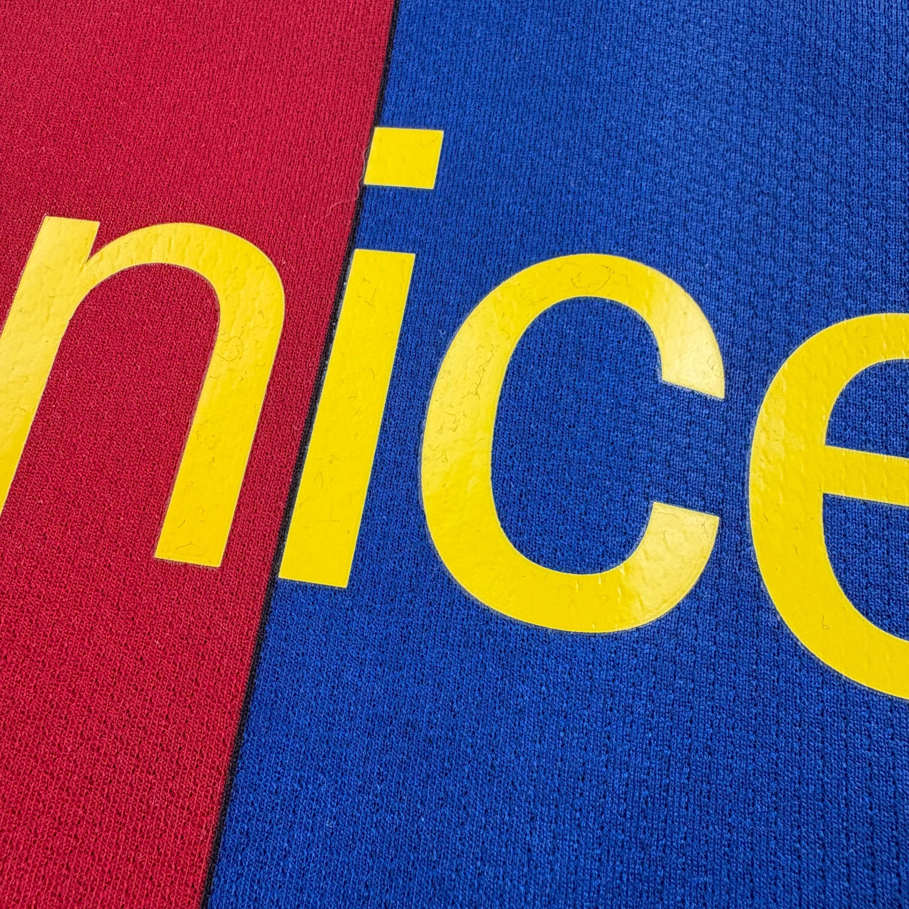 Nike FC Barcelona 2007-08 Nike home football jersey size L Size US L / EU 52-54 / 3 - 7 Thumbnail