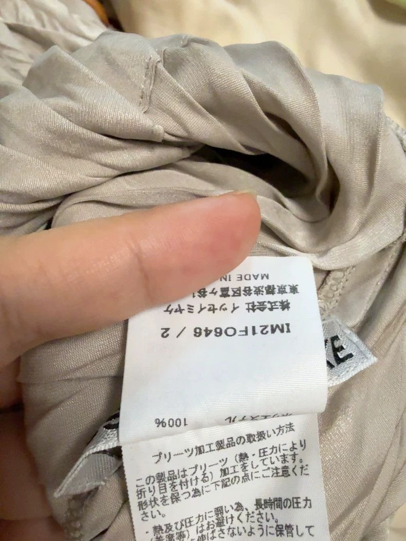 Issey Miyake Issey Miyake size:2 A grey main line fish-scale cardigan Size XS / US 0-2 / IT 36-38 - 6 Thumbnail