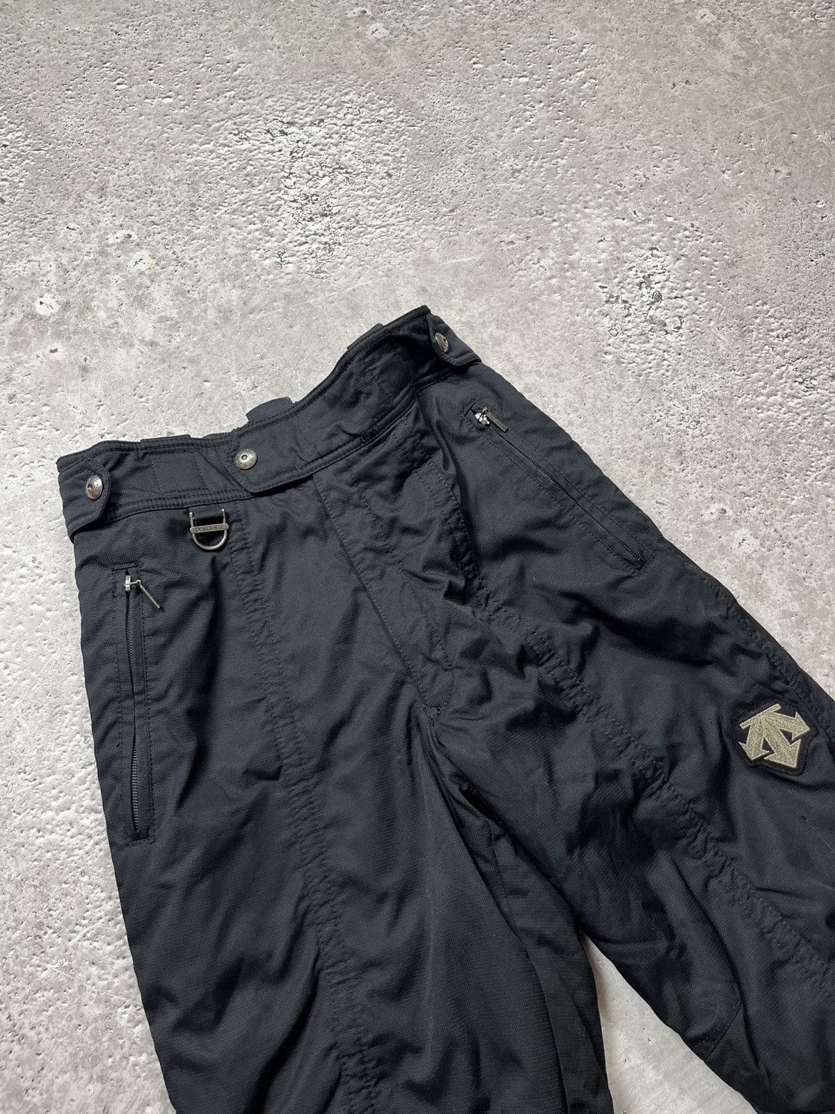 Descente × Vintage Vintage Descente Ski Pants Men’s L Black Technical Trousers Size US 28 / EU 44 - 13 Thumbnail