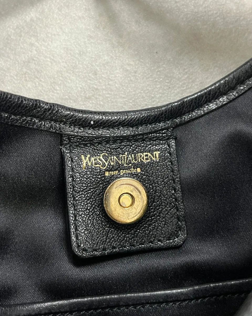 Yves Saint Laurent Yves Saint Laurent Black Leather Fishscale Hobo Shoulder Bag Size ONE SIZE - 11 Thumbnail