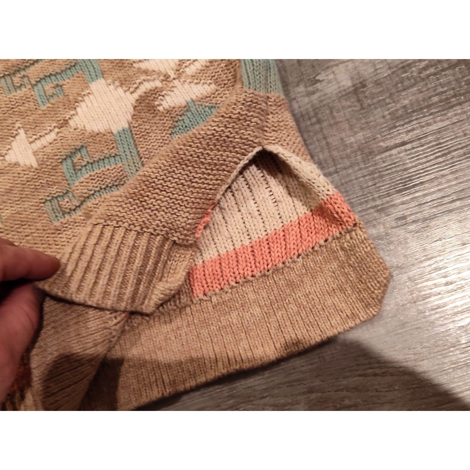 Ralph Lauren VINTAGE Ralph Lauren LRL Sweater Women Long Sleeve Pullover Aztec Beige Size S Size S / US 4 / IT 40 - 4 Thumbnail