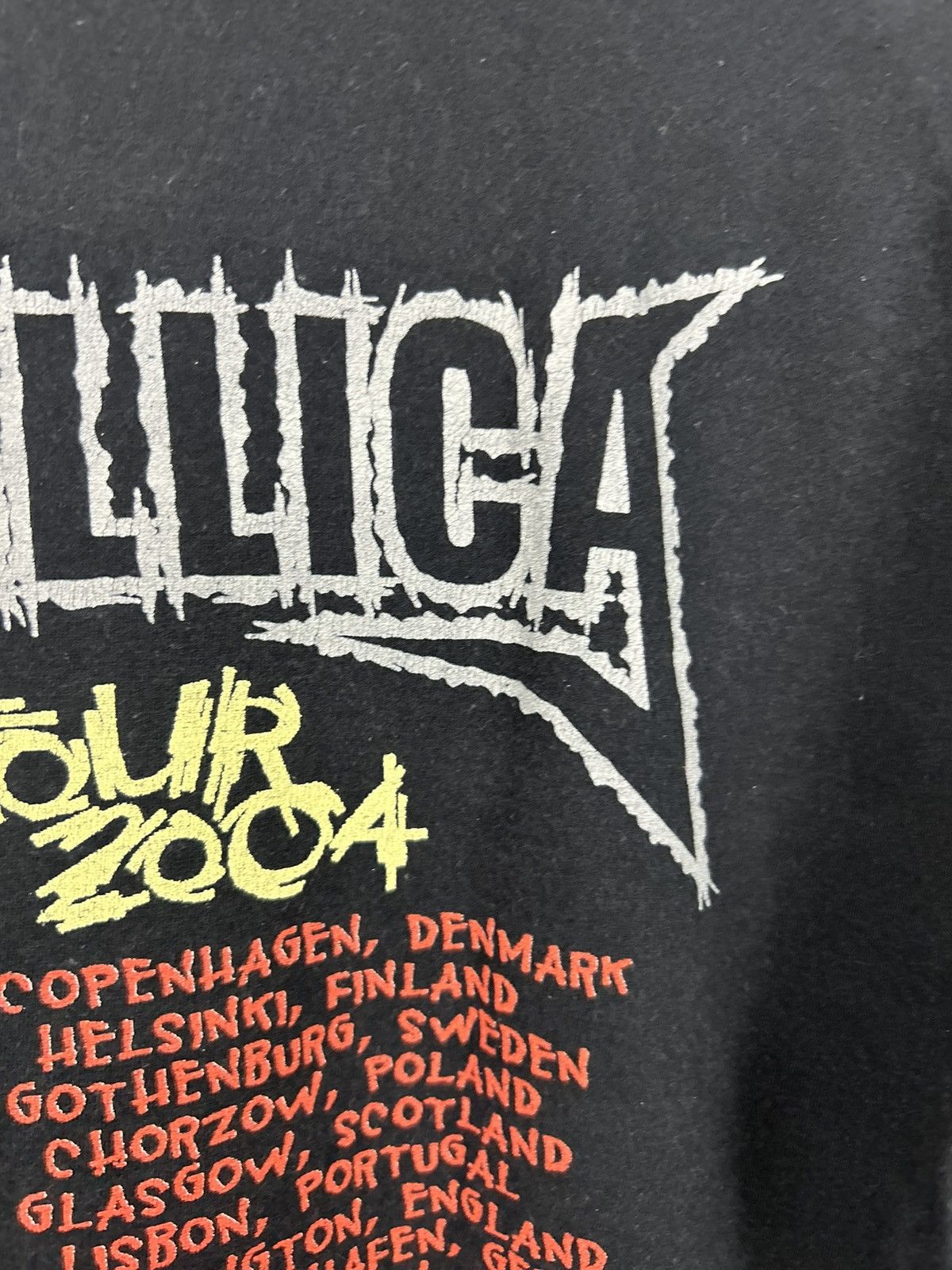 Band Tees Vtg 2004 Metallica Madly In Anger Concert Tour Black T-Shirt Size US M / EU 48-50 / 2 - 21 Thumbnail