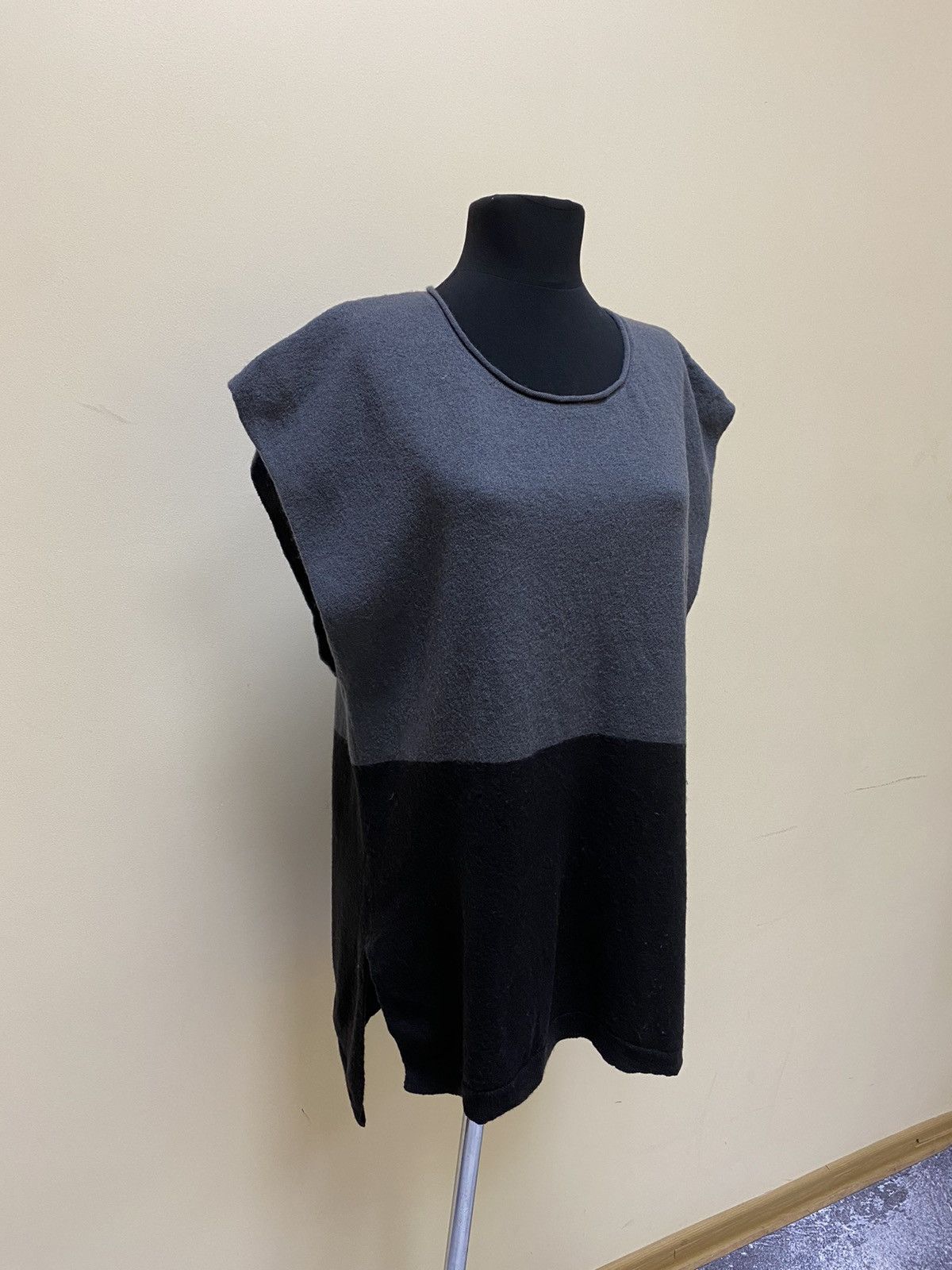 Gudrun Sjoden Gudrun Sjoden Womens Wool Sleeveless Sweater Size XL Size XL / US 12-14 / IT 48-50 - 2 Thumbnail