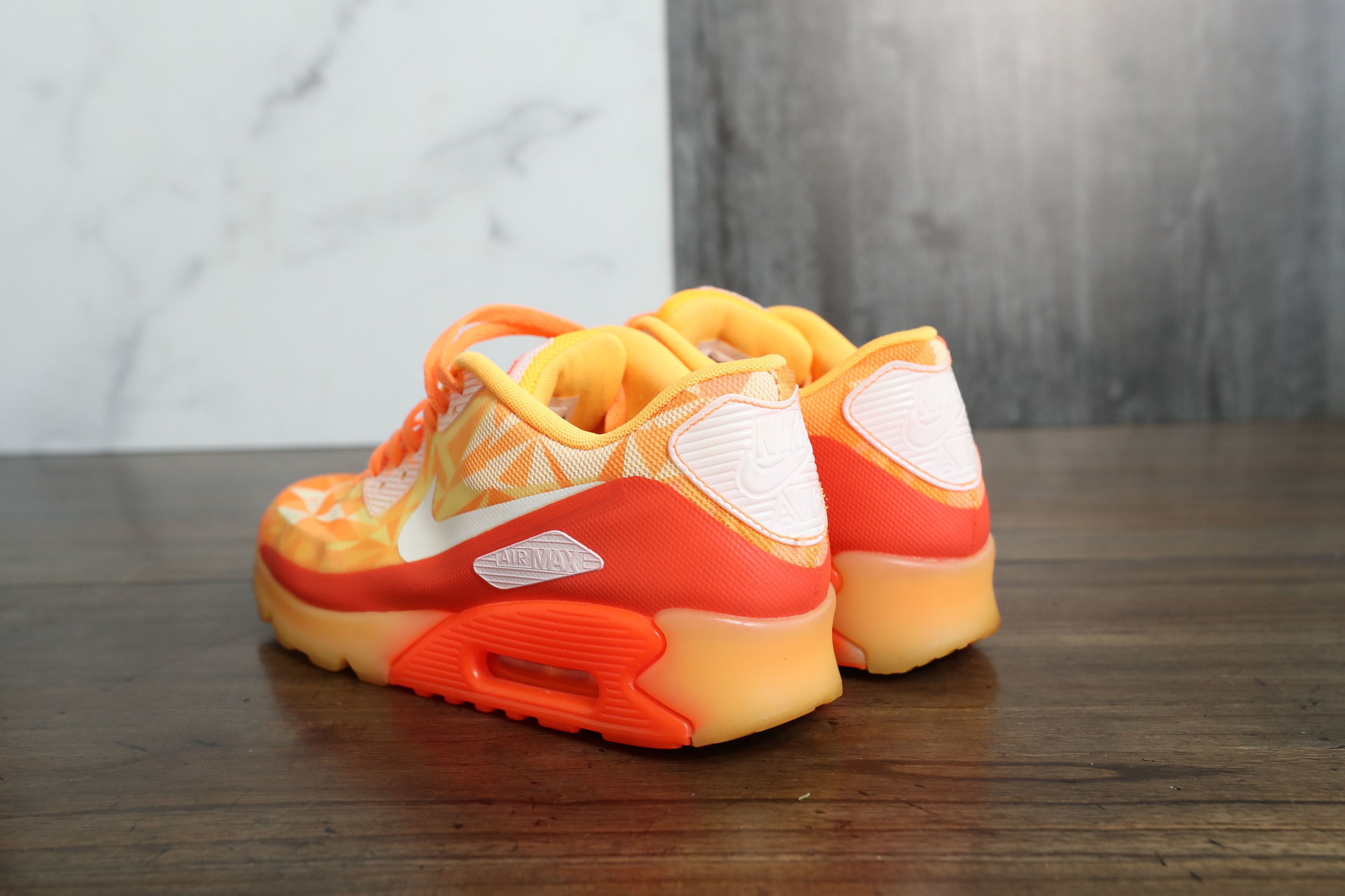 Nike Nike Air Max 90 Ice 'Atomic Mango' (9.5) Size US 9.5 / EU 42-43 - 4 Thumbnail