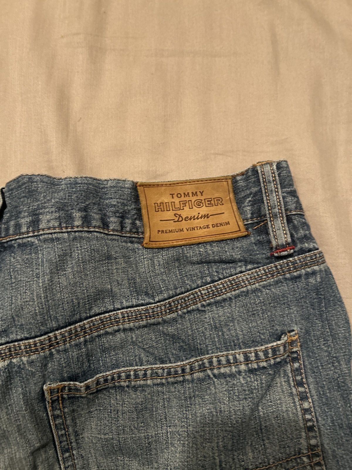 Tommy Hilfiger Vintage Tommy Hilfiger Jorts Size US 38 / EU 54 - 3 Thumbnail