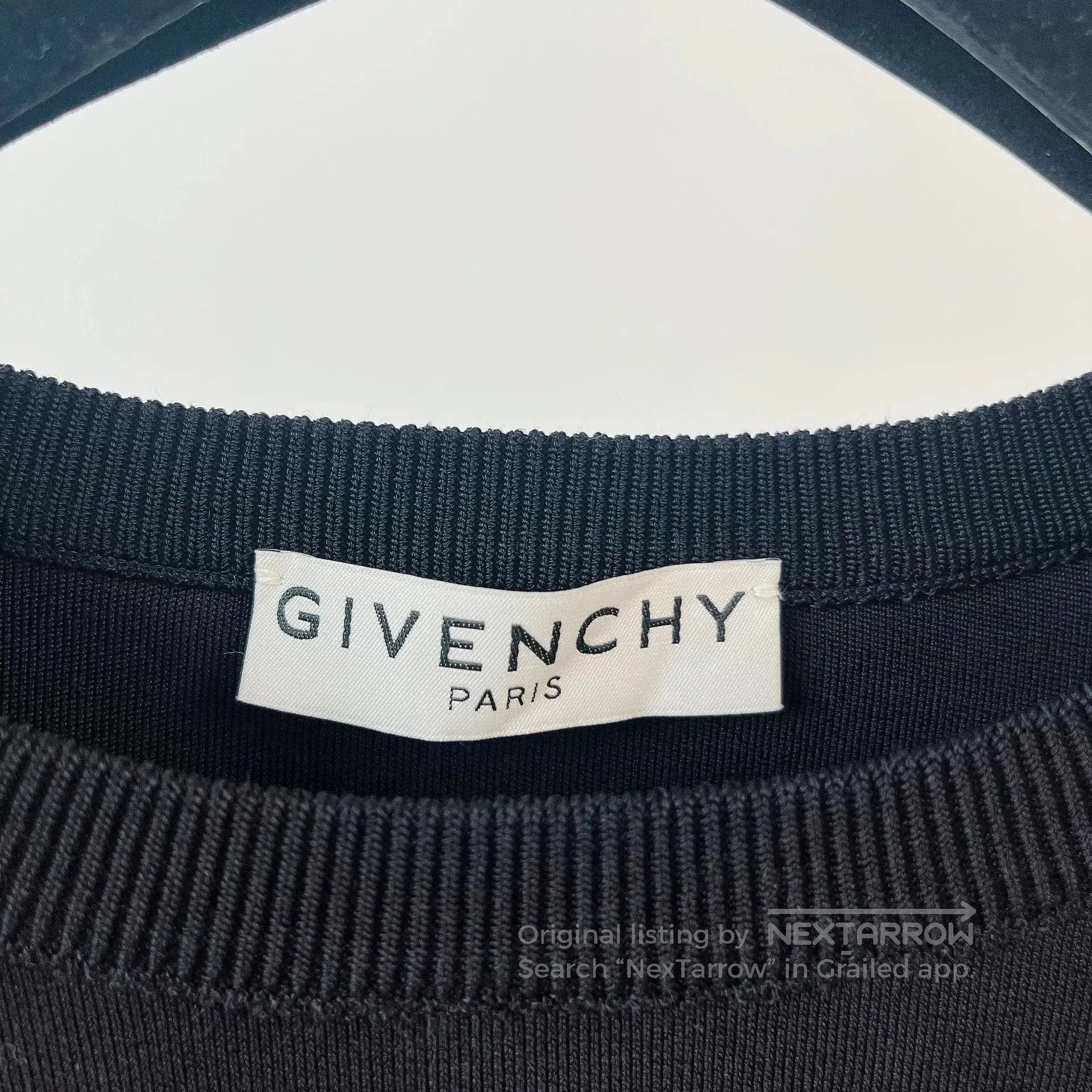 Givenchy Givenchy Black Letter Short Top. Size M / US 6-8 / IT 42-44 - 6 Thumbnail