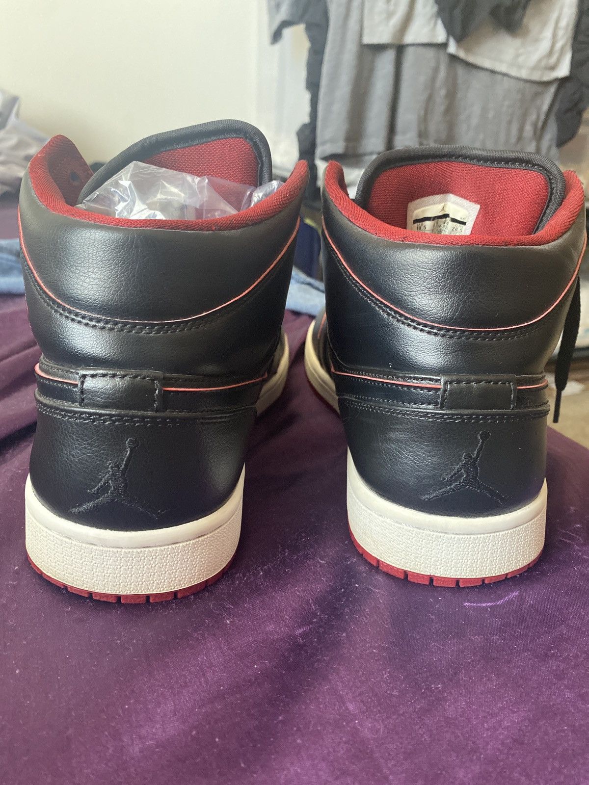 Jordan Brand × Nike Jordan 1 black red Size US 10.5 / EU 43-44 - 6 Thumbnail