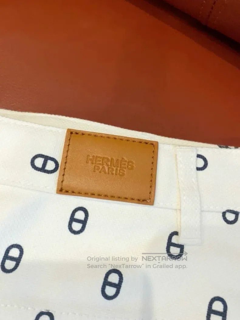 Hermes Hermes White Denim Pig Nose Printed Skirt Size 42" / US 20 - 2 Thumbnail