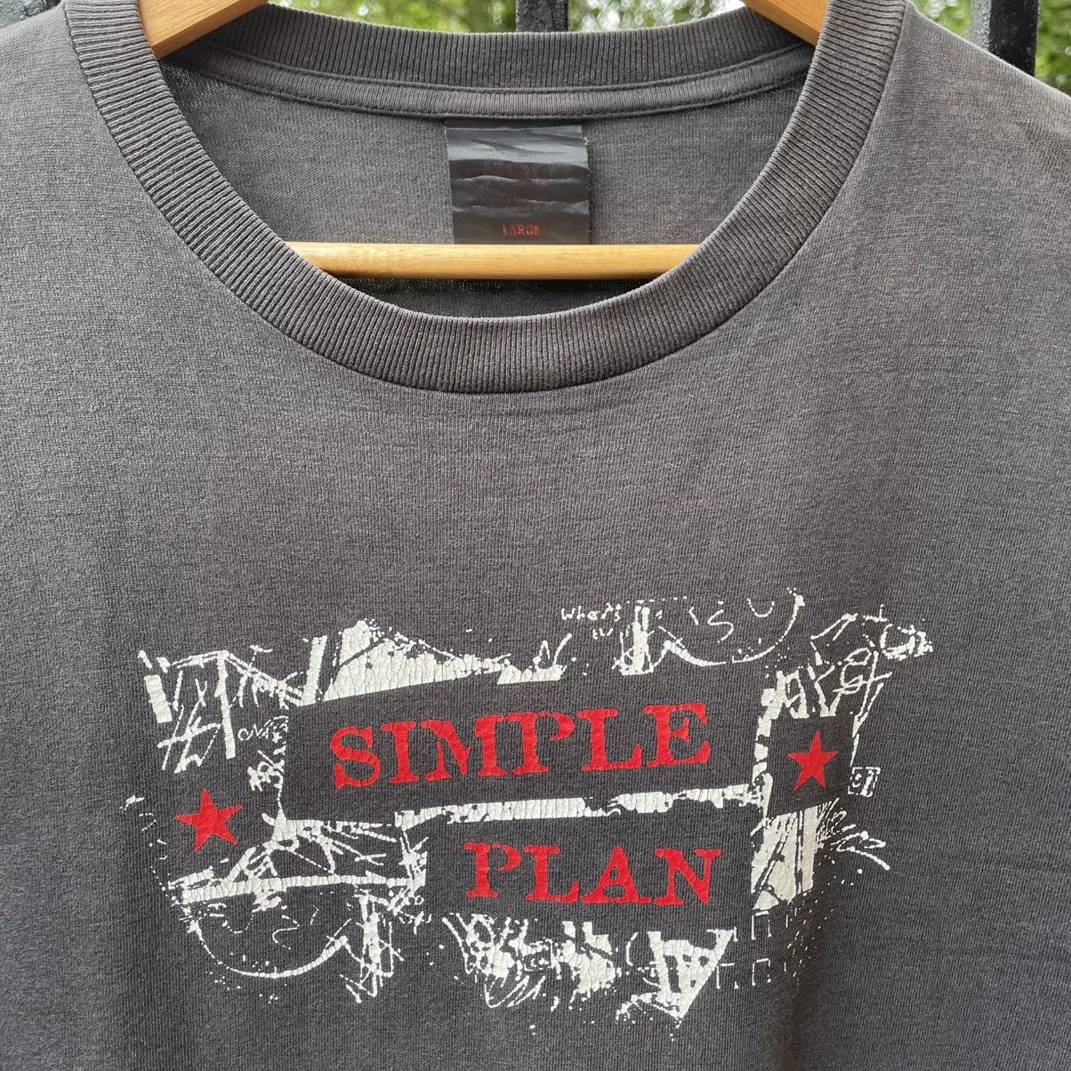 Band Tees 🔥Vintage 00s Simple Plan Pop Punk Rock Band Promo Music Tee Size US L / EU 52-54 / 3 - 6 Thumbnail