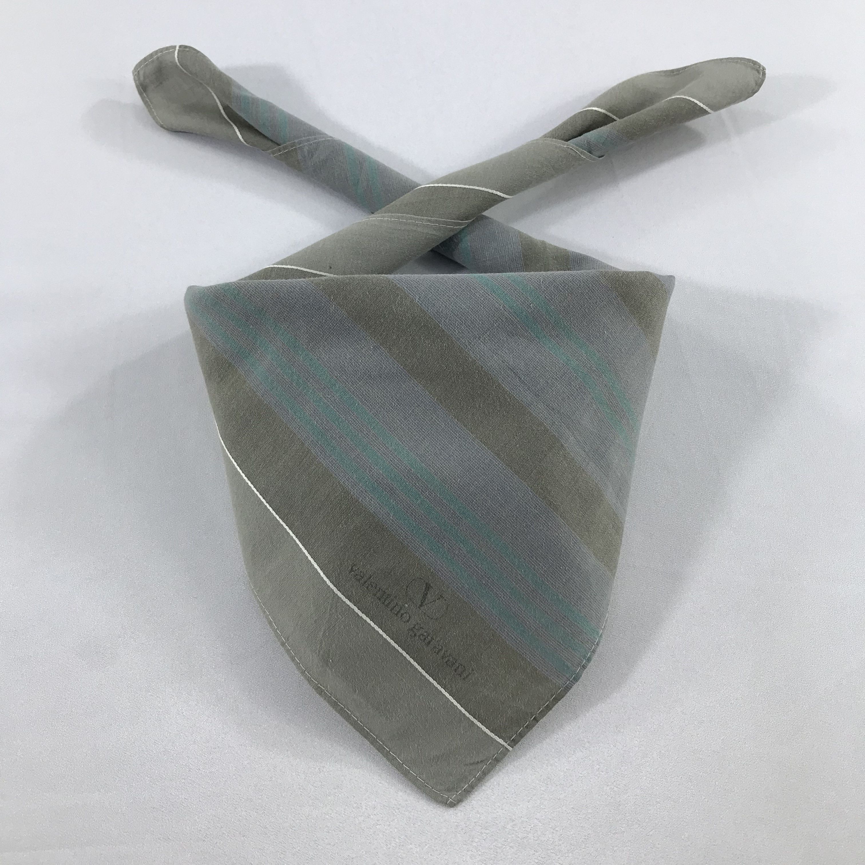 Valentino × Vintage Valentino Garavani Bandana / Handkerchief/Neckerchief -S2271 Size ONE SIZE - 3 Thumbnail