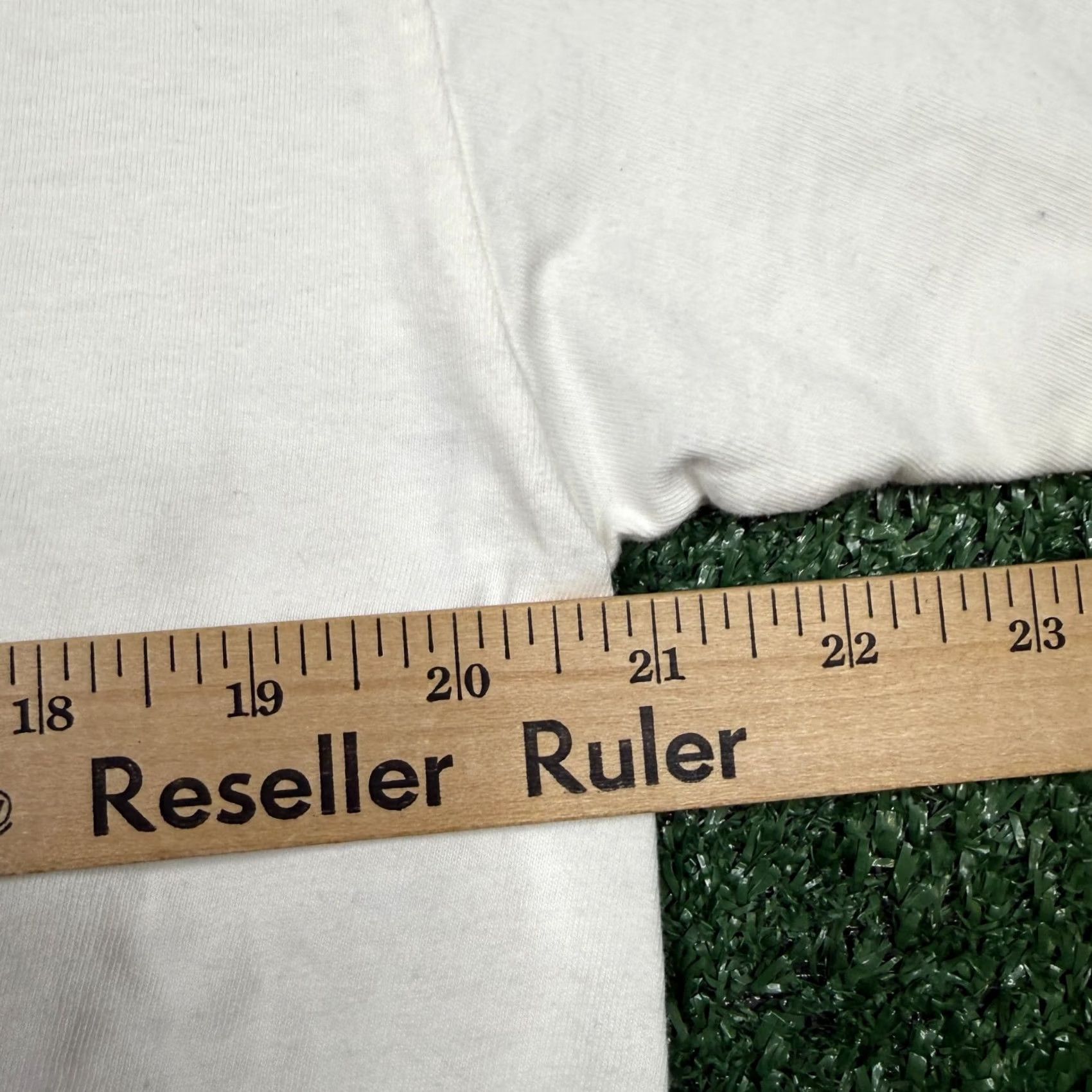 Vintage Glossier Birthday Logo T Shirt L White Short Sleeve Crew Neck Men Shirt Birthday 2020s Logo Comfort Vintage: No Size US L / EU 52-54 / 3 - 5 Thumbnail