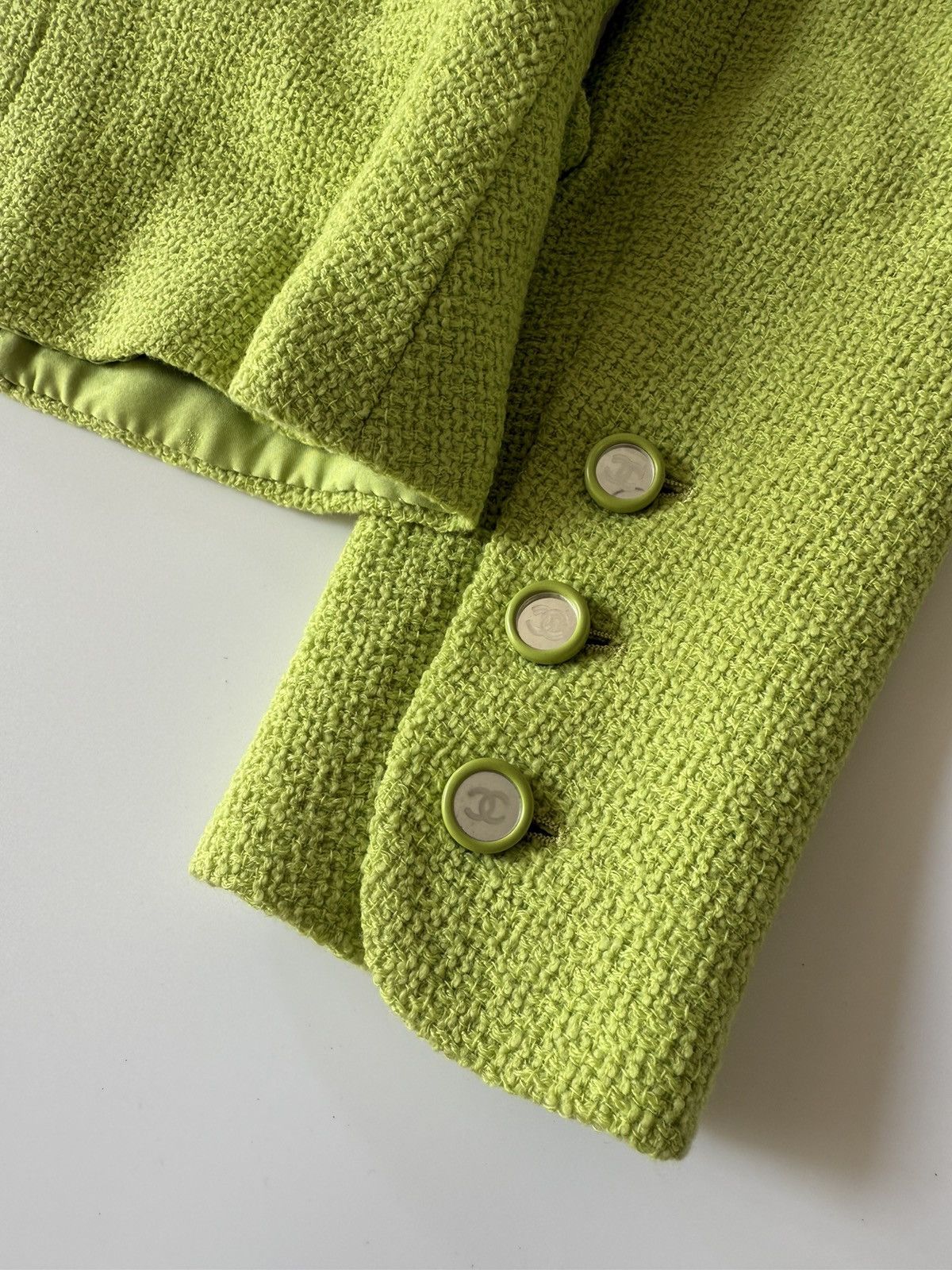 Chanel Chanel Boutique 1995 Lime Green Wool Tweed Blazer Size S / US 4 / IT 40 - 13 Thumbnail