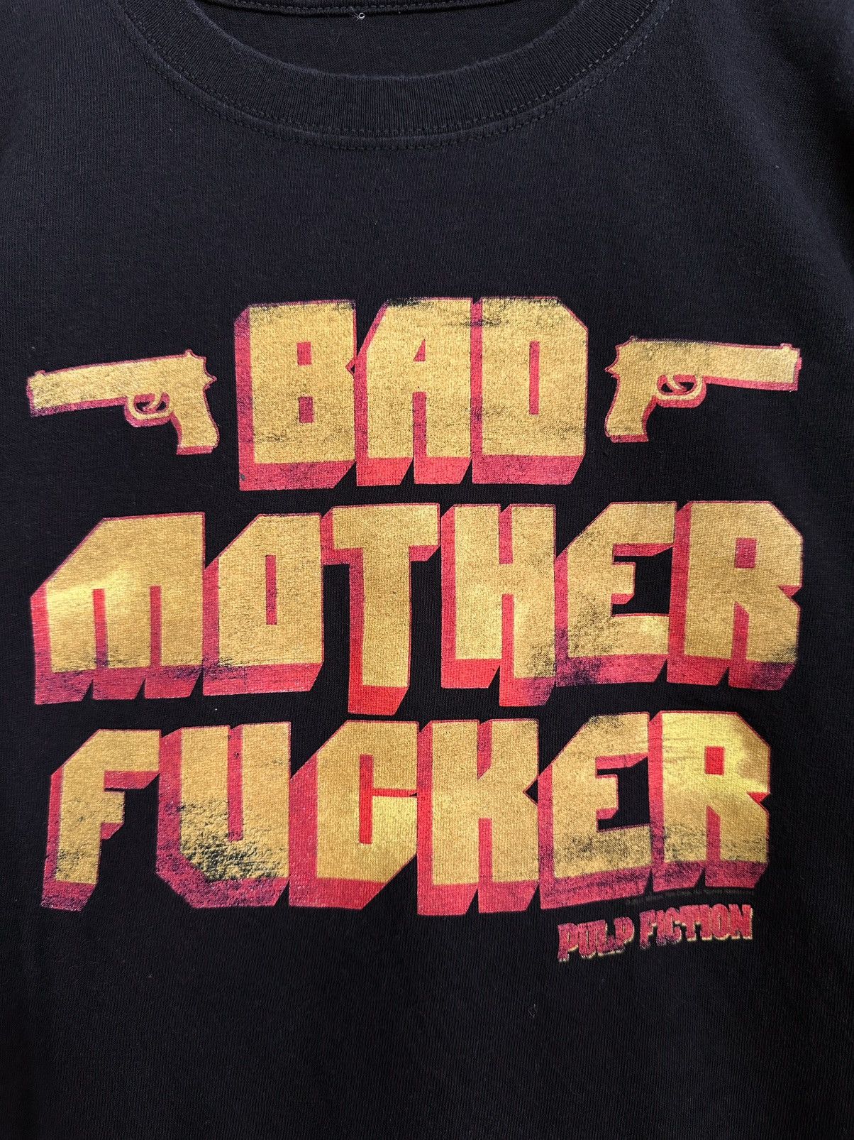Vintage Pulp Fiction Bad Mother Fucker 2011 T Shirt Size US XL / EU 56 / 4 - 2 Thumbnail