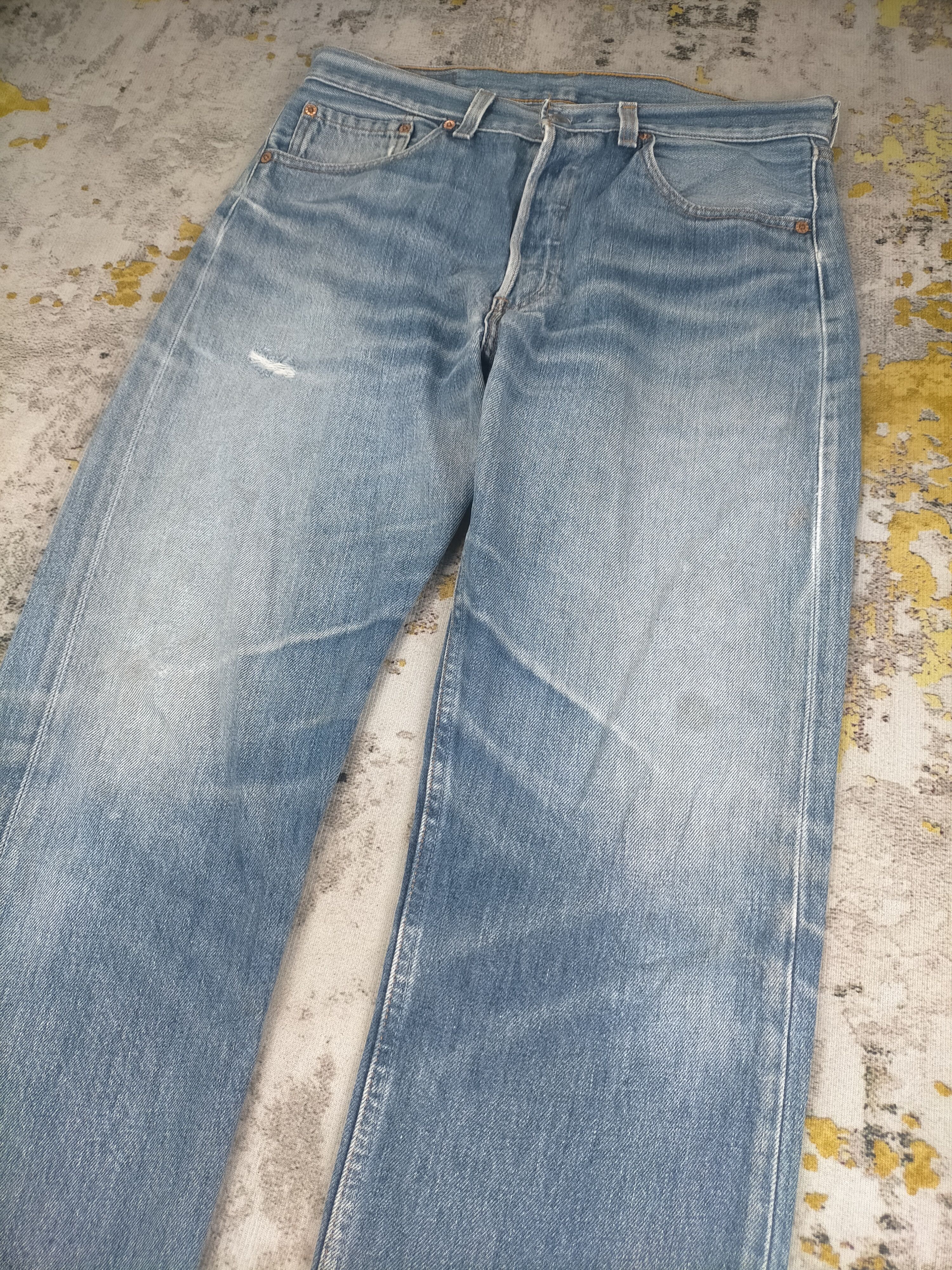 Levi's 🔥90s Levis 501 Button 524 Washed Distressed Jeans Size US 32 / EU 48 - 2 Thumbnail
