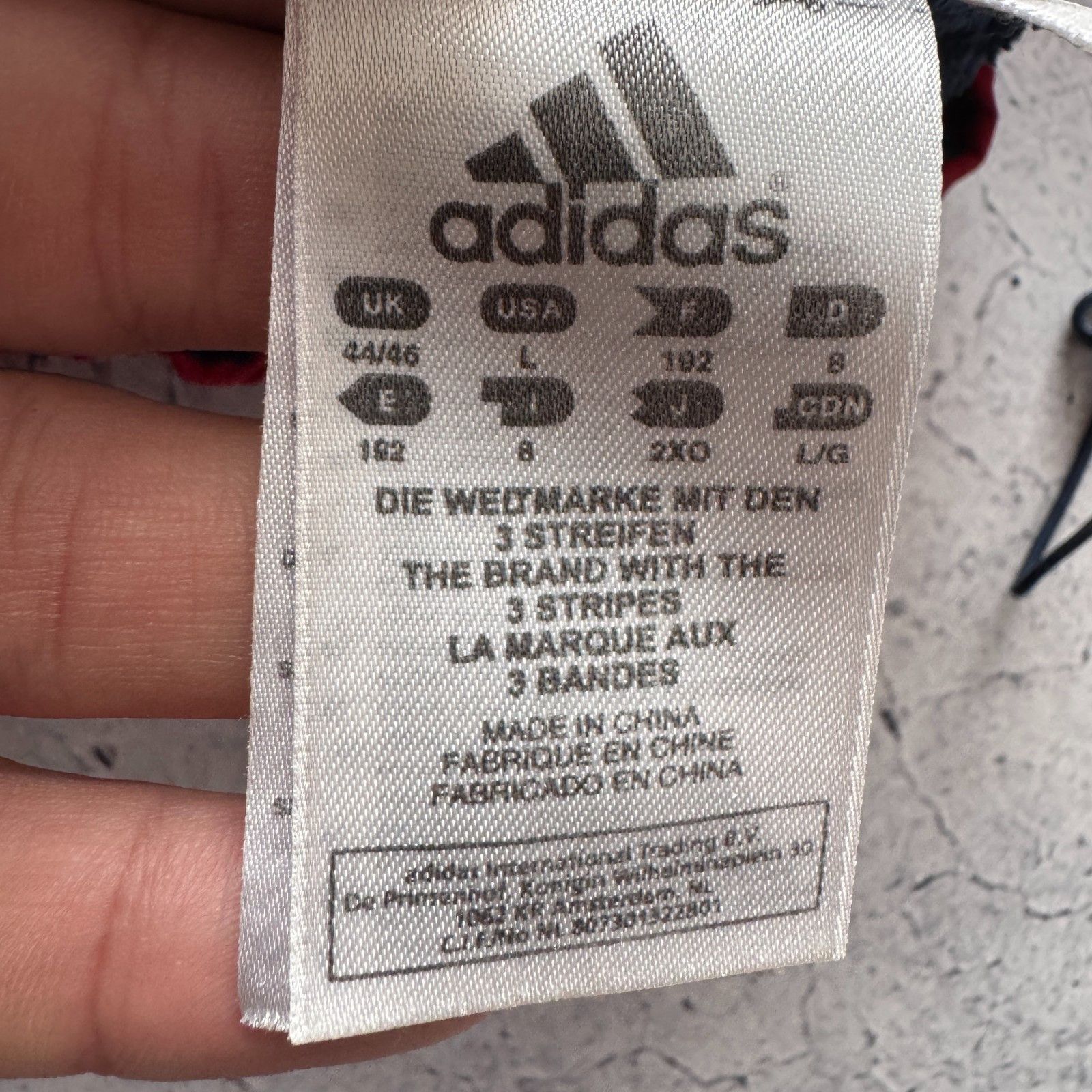 Adidas Vintage Adidas Fc Bayern Munchen Reversible Jacket Soccer Size US L / EU 52-54 / 3 - 8 Thumbnail