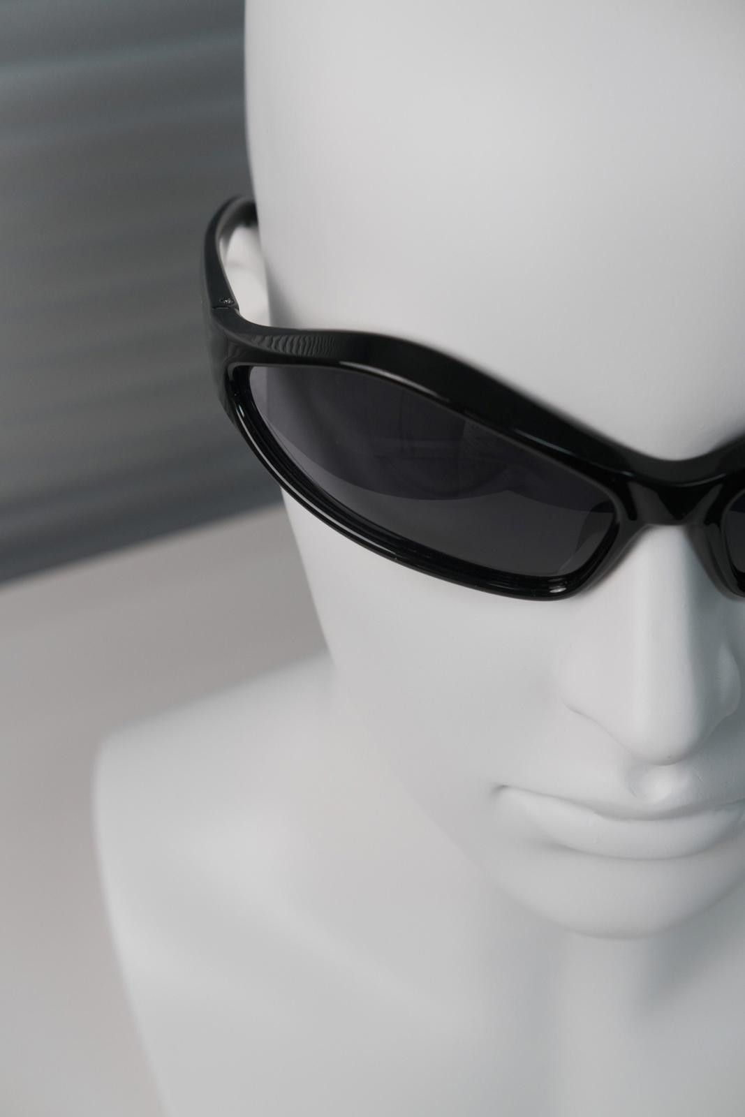 Other Vtg Y2k Avant Garde Future Sunglasses Black Unisex One Size Size ONE SIZE - 3 Thumbnail
