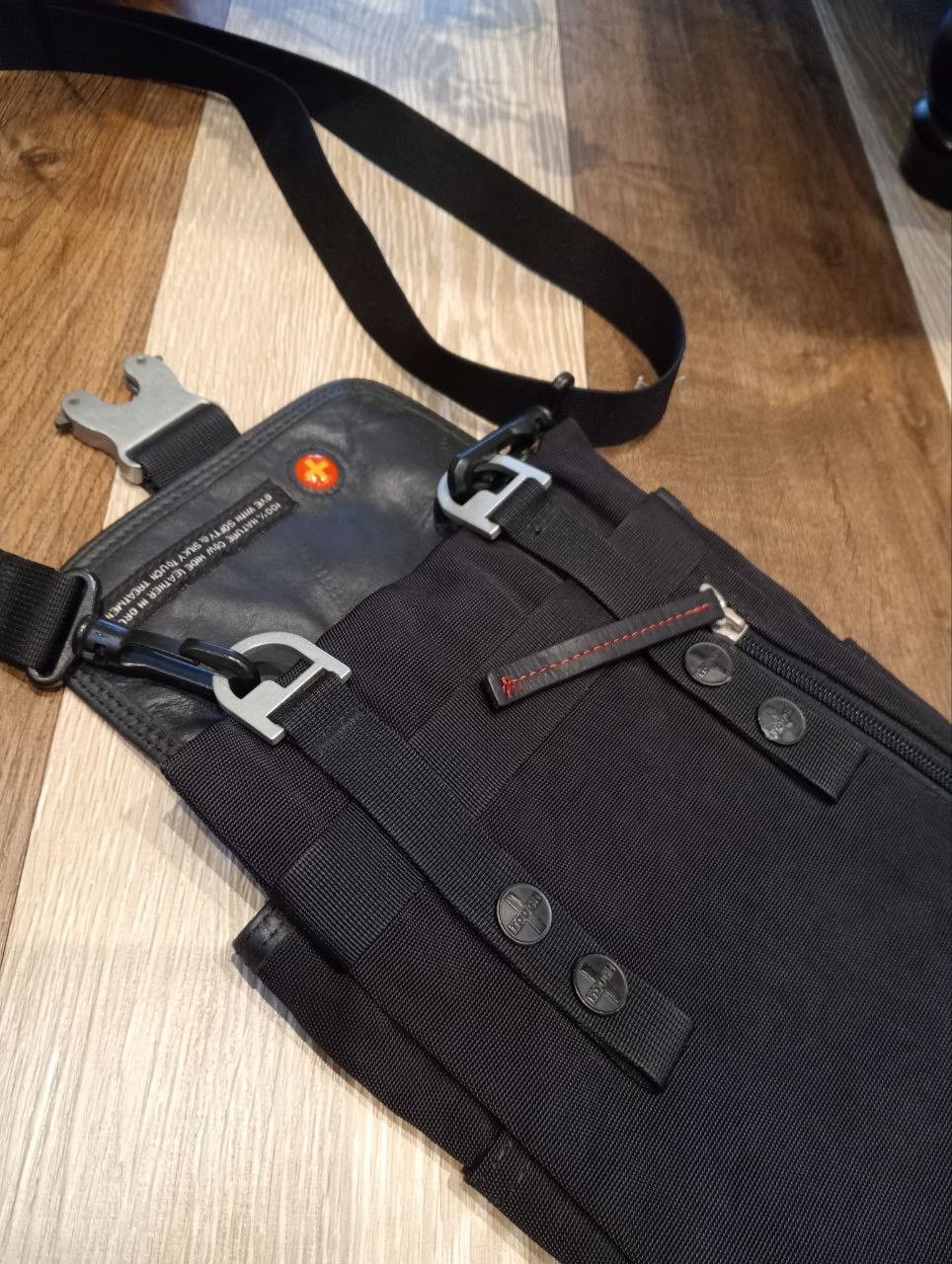 Japanese Brand TOUGH JEANS INC. SLING BAG Size ONE SIZE - 9 Thumbnail