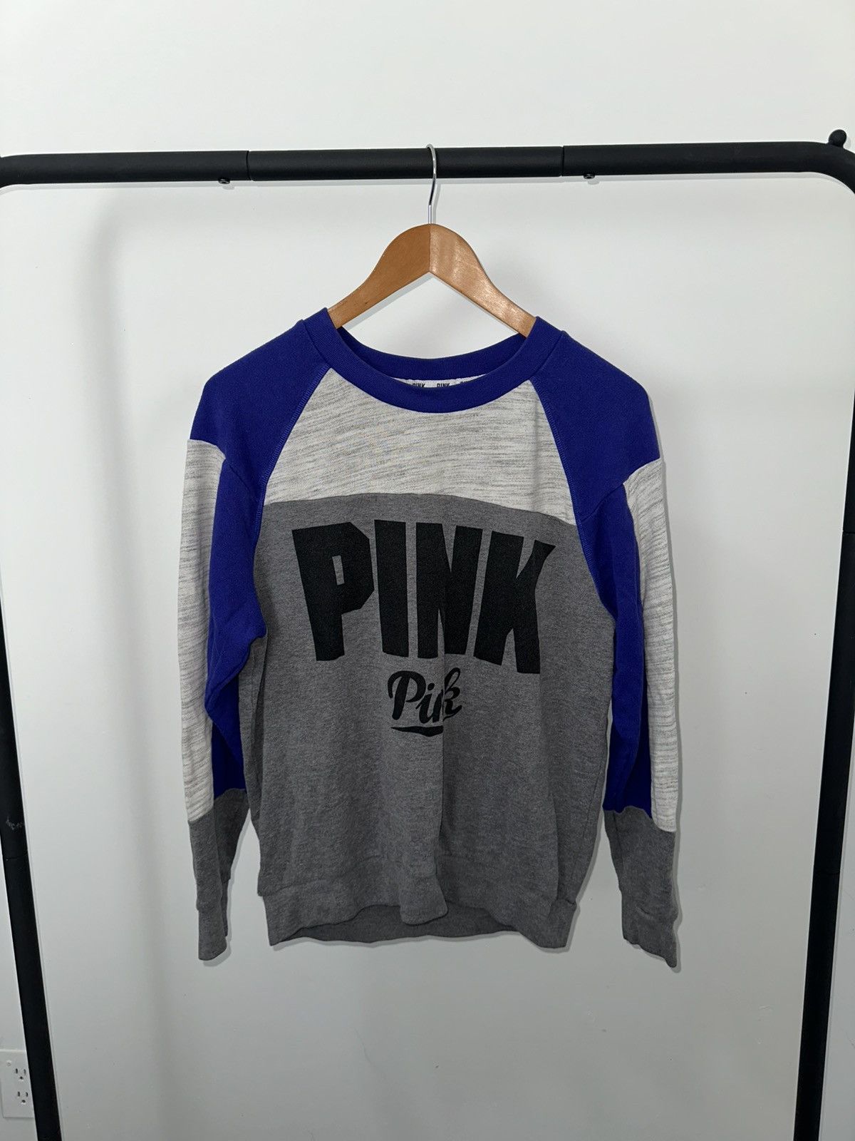 Victoria's Secret Y2K Pink Victoria Secret varsity crew french terry cloth Size S / US 4 / IT 40 - 2 Thumbnail