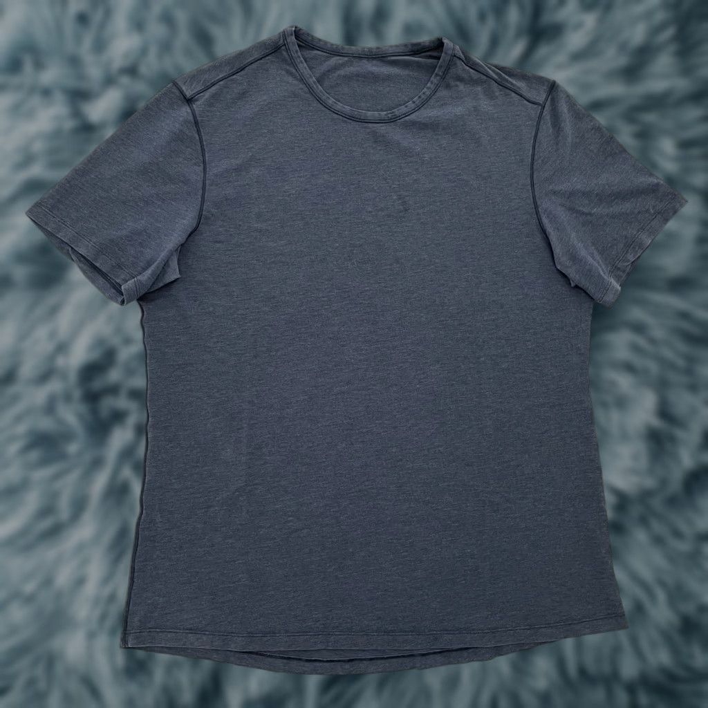 Lululemon Lululemon Shirt Adult XL Blue Everyday Short Sleeve Tee Gym Active Mens Athleisure Size US XL / EU 56 / 4 - 1 Thumbnail