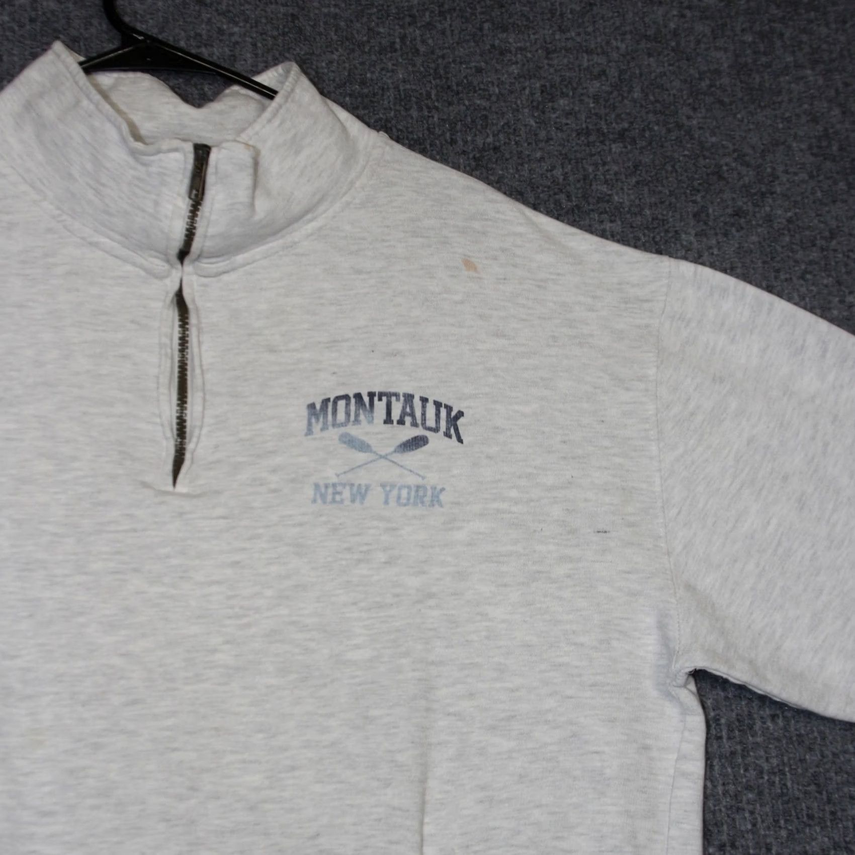 CO Montauk Clothing Co Sweatshirt Mens L Light Gray Quarter Zip Pullover New York Size US L / EU 52-54 / 3 - 3 Thumbnail