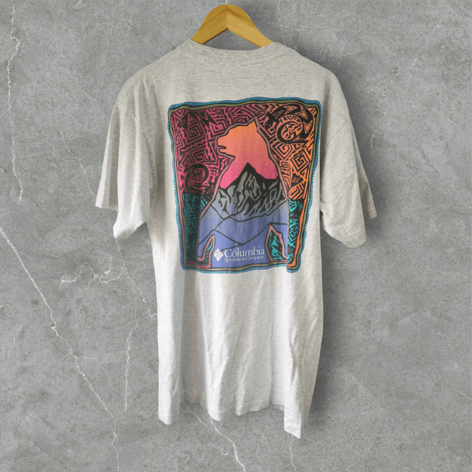 Columbia × Vintage Backhit Photo Tee Size US L / EU 52-54 / 3 - 6 Thumbnail