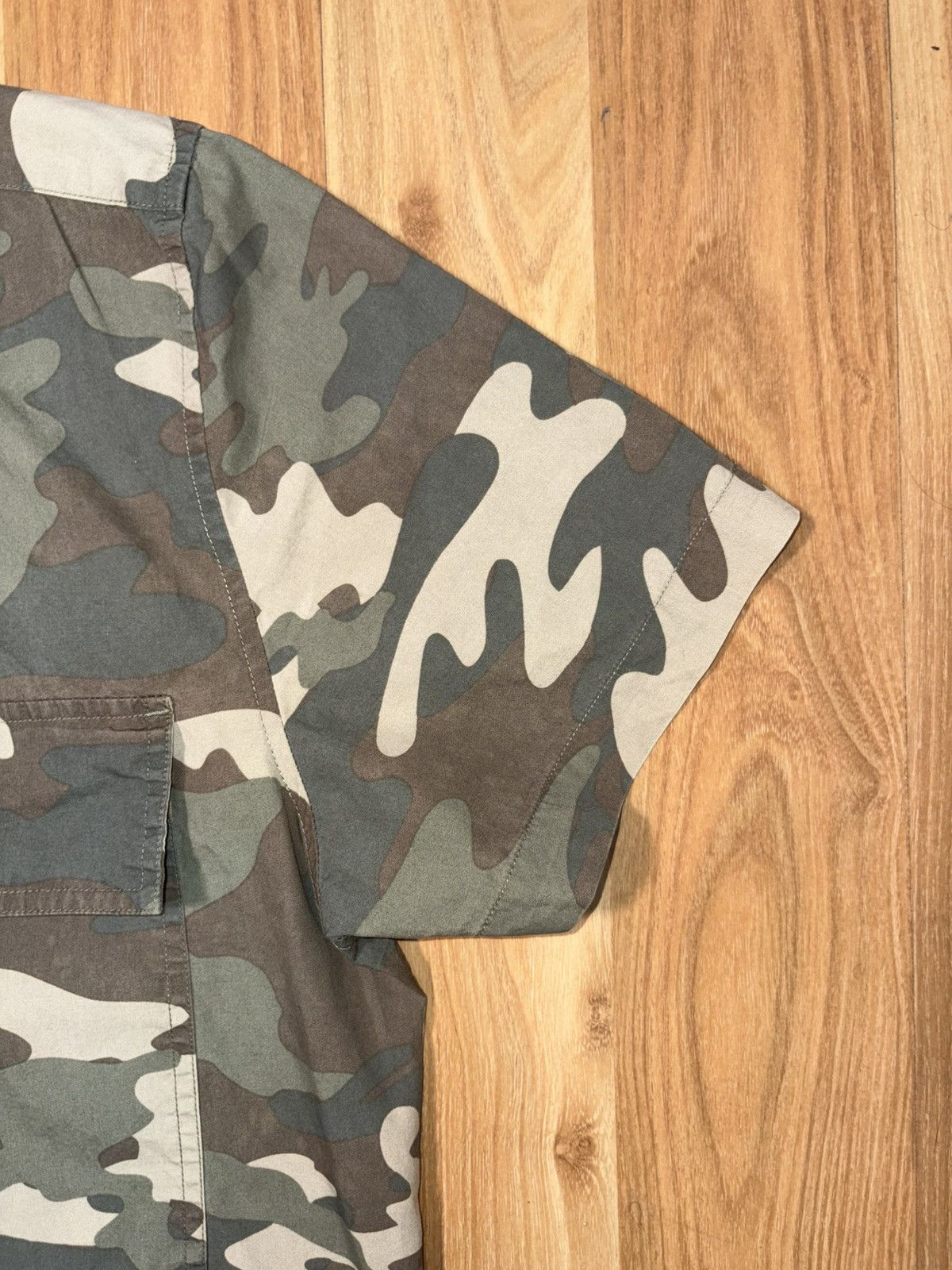 Tommy Hilfiger Tommy Hilfiger Mens XL Custom Fit Woodland Camouflage Size US XL / EU 56 / 4 - 4 Thumbnail