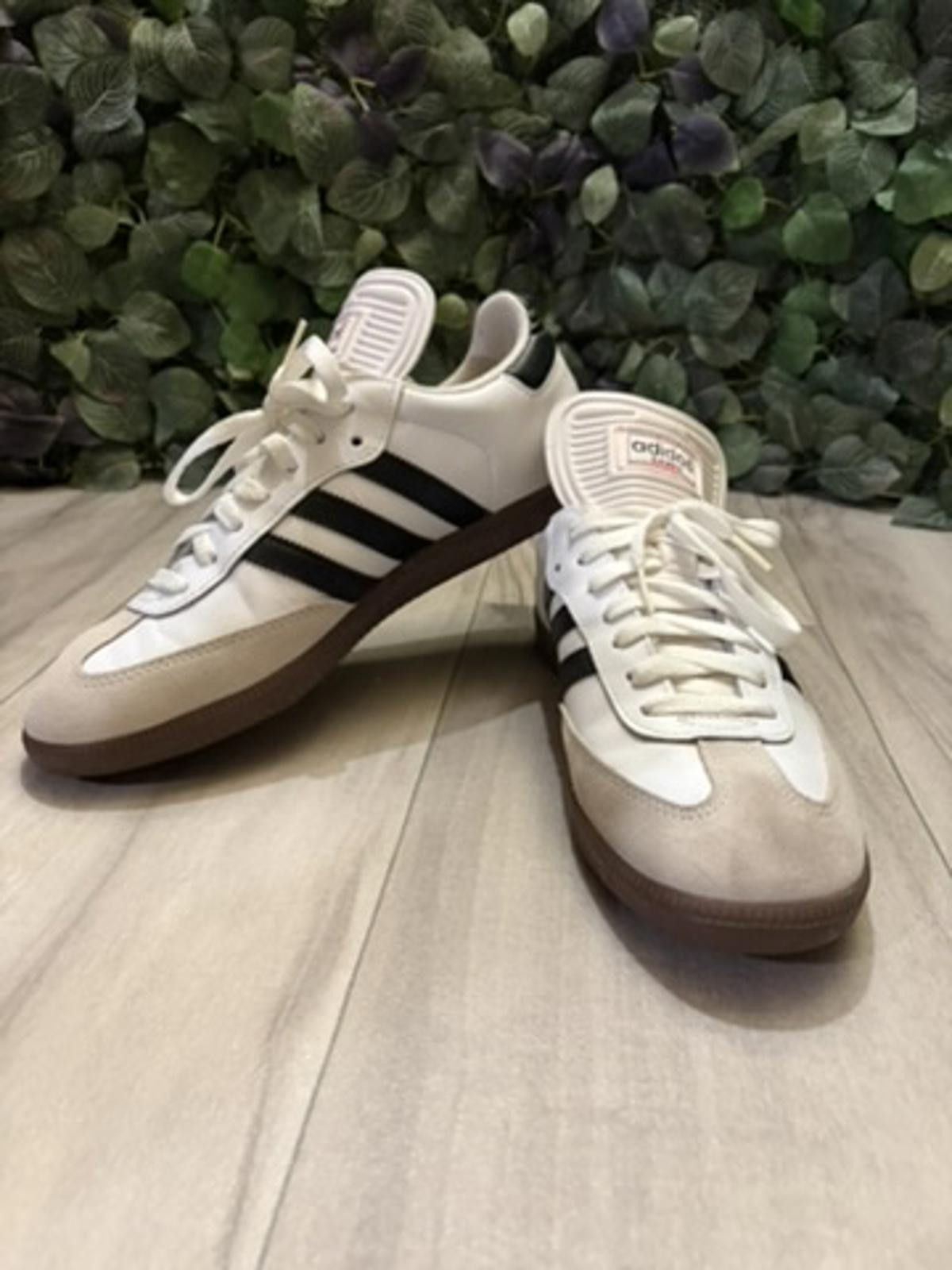 Adidas Classic Sambas in White EUC