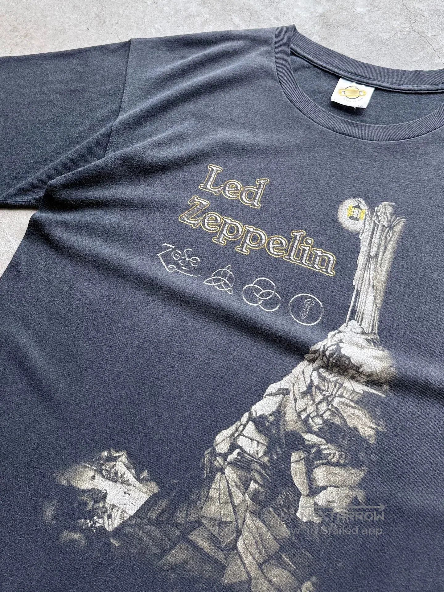 Vintage Vintage 90s Led Zeppelin Band Tee. Size US L / EU 52-54 / 3 - 5 Thumbnail