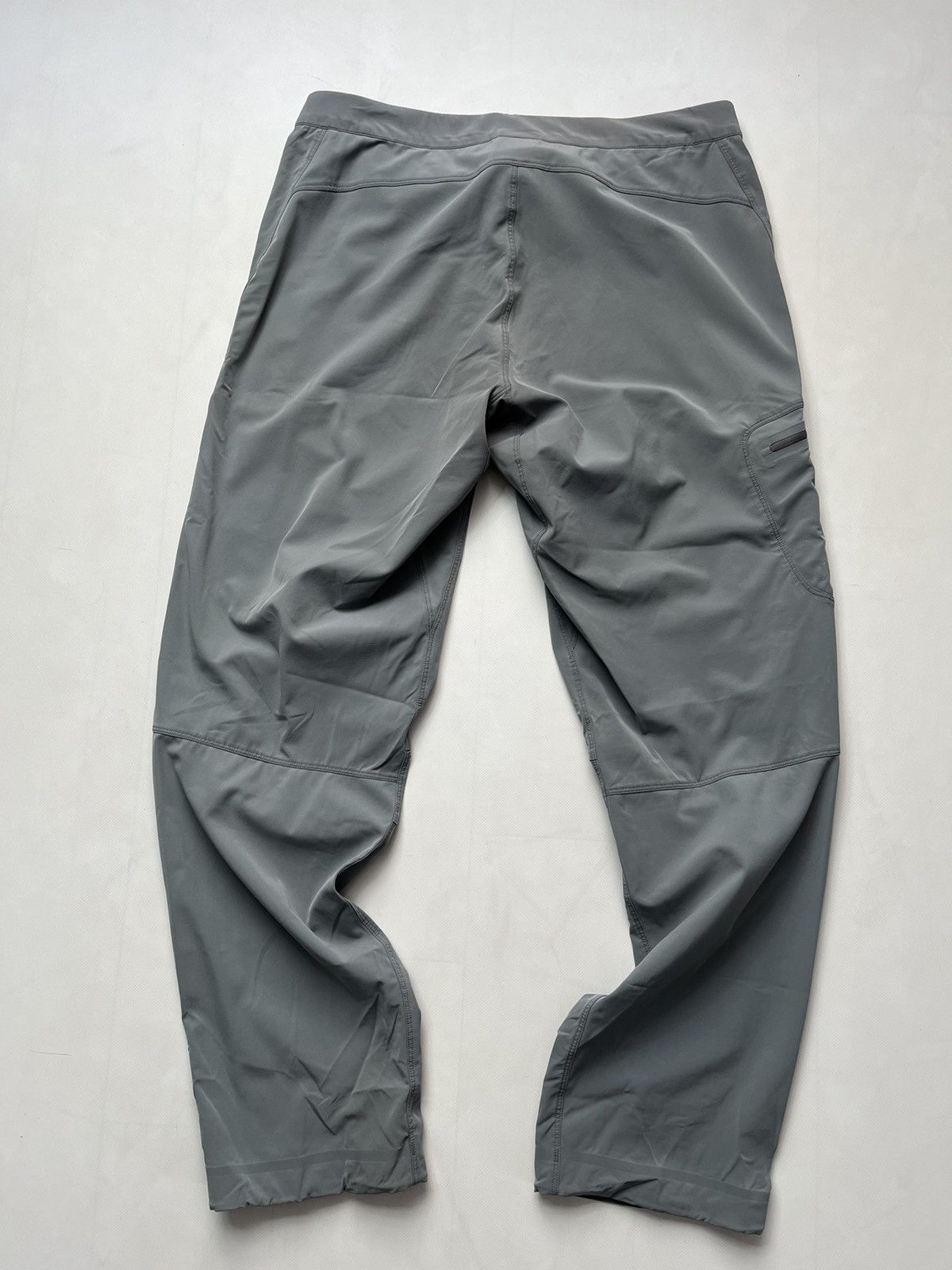 Arc'teryx Arc’teryx tracking pants Size US 36 / EU 52 - 15 Thumbnail