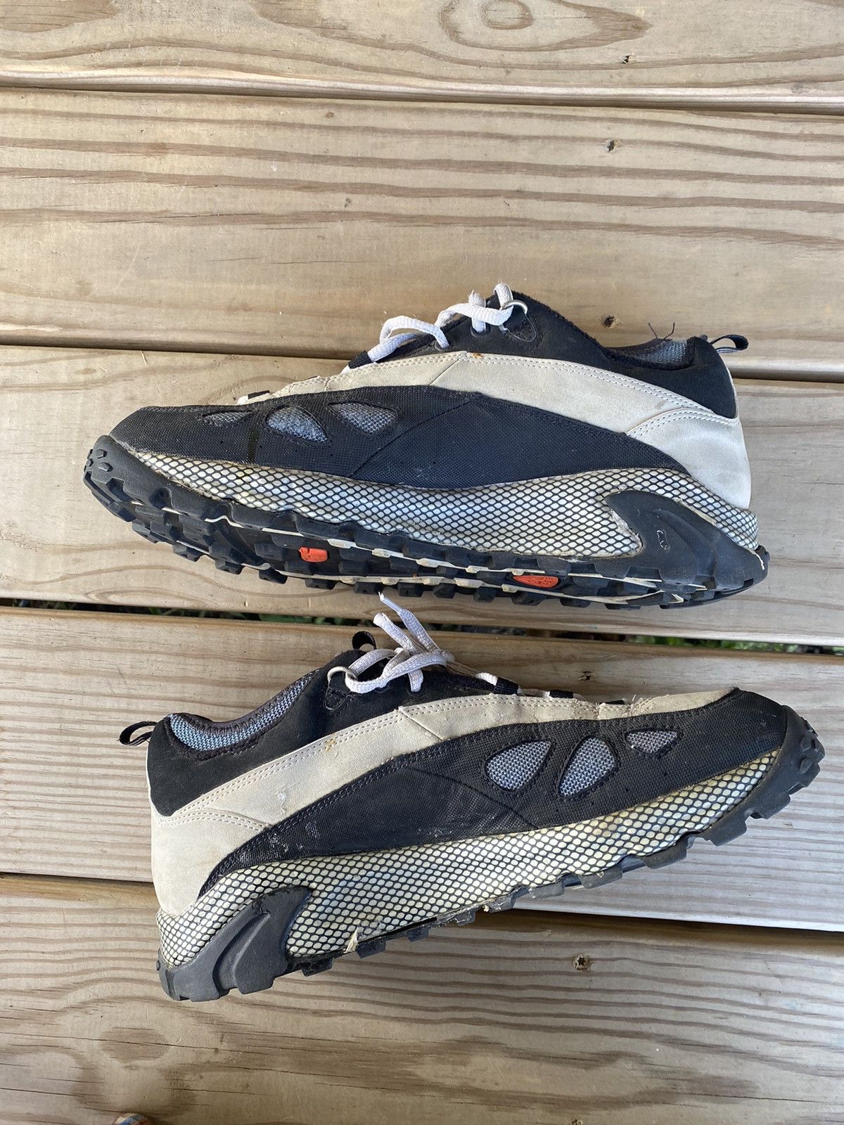 Nike ACG 1999 vintage acg trail sneakers 10m Size US 10 / EU 43 - 3 Thumbnail