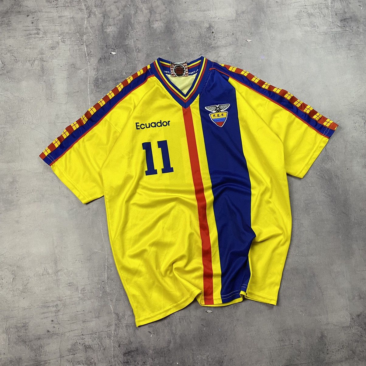 Soccer Jersey × Vintage VINTAGE ECUADOR SOCCER JERSEY TEE 11 Soccer Jersey × Vintage VINTAGE ECUADOR SOCCER JERSEY TEE 11