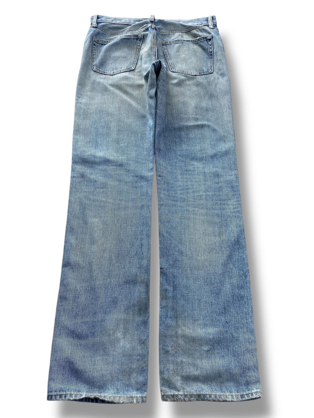 Uniqlo Uniqlo Light Wash Ripped Style Straight Leg Jeans Size US 32 / EU 48 - 3 Thumbnail