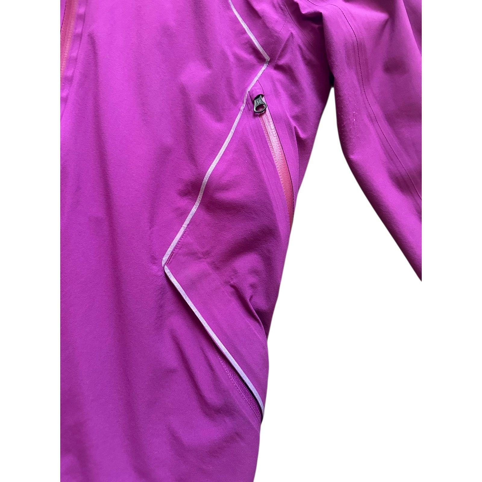 Other Lululemon Regal Plum Water Wind Resistant Hooded Jacket Size M / US 6-8 / IT 42-44 - 12 Thumbnail
