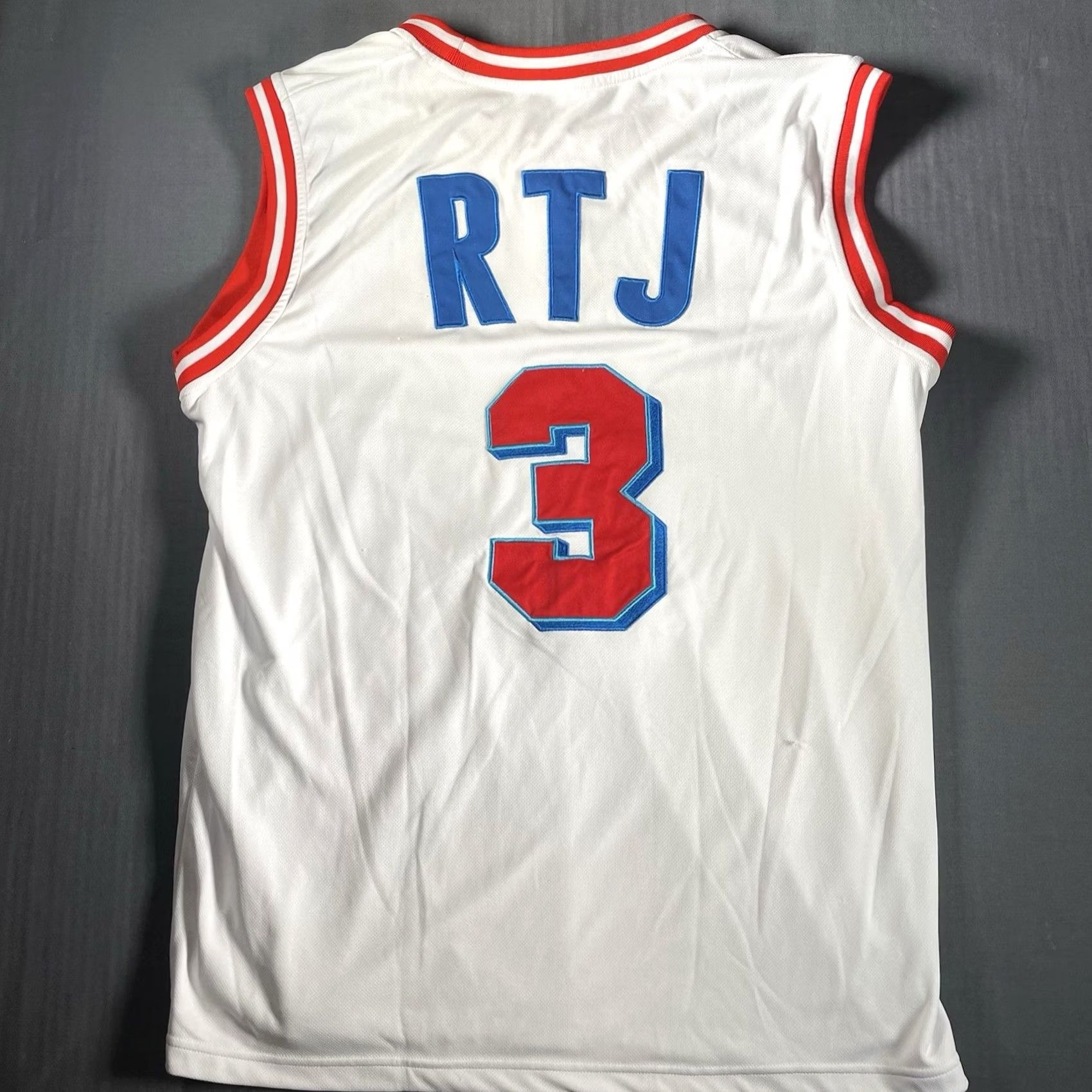 Vintage VINTAGE Run The Jewels Jersey Mens 2XL RTJ3 Basketball Official RTJ Merch White RARE Size US XXL / EU 58 / 5 - 7 Thumbnail