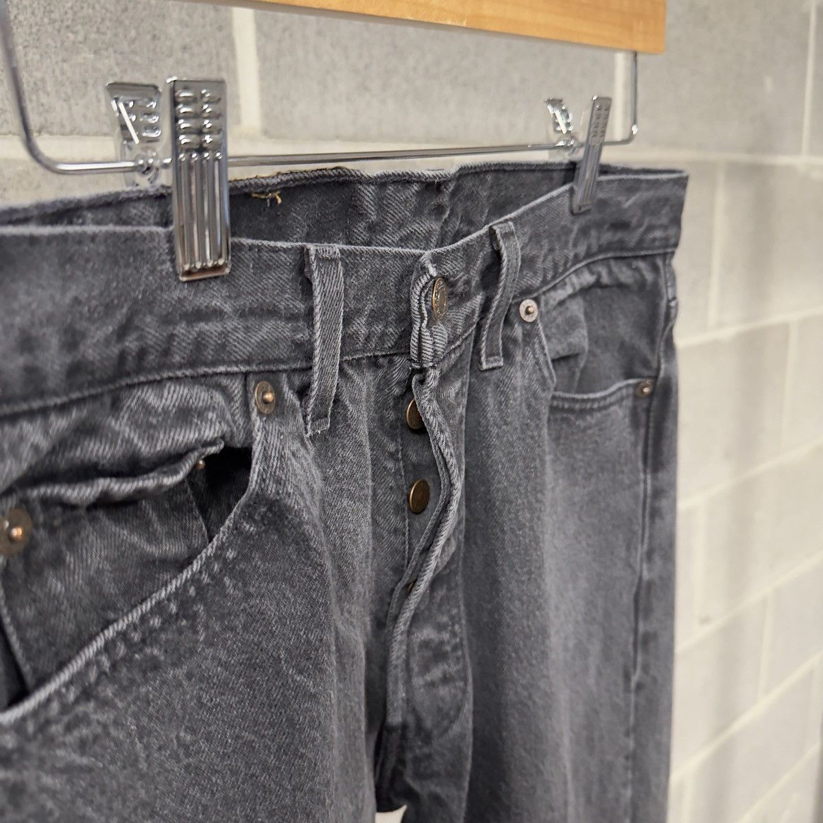 Levi's Vintage 90s Levi's 501 Faded Black Jeans ERD Grunge Chrome Size US 28 / EU 44 - 5 Thumbnail