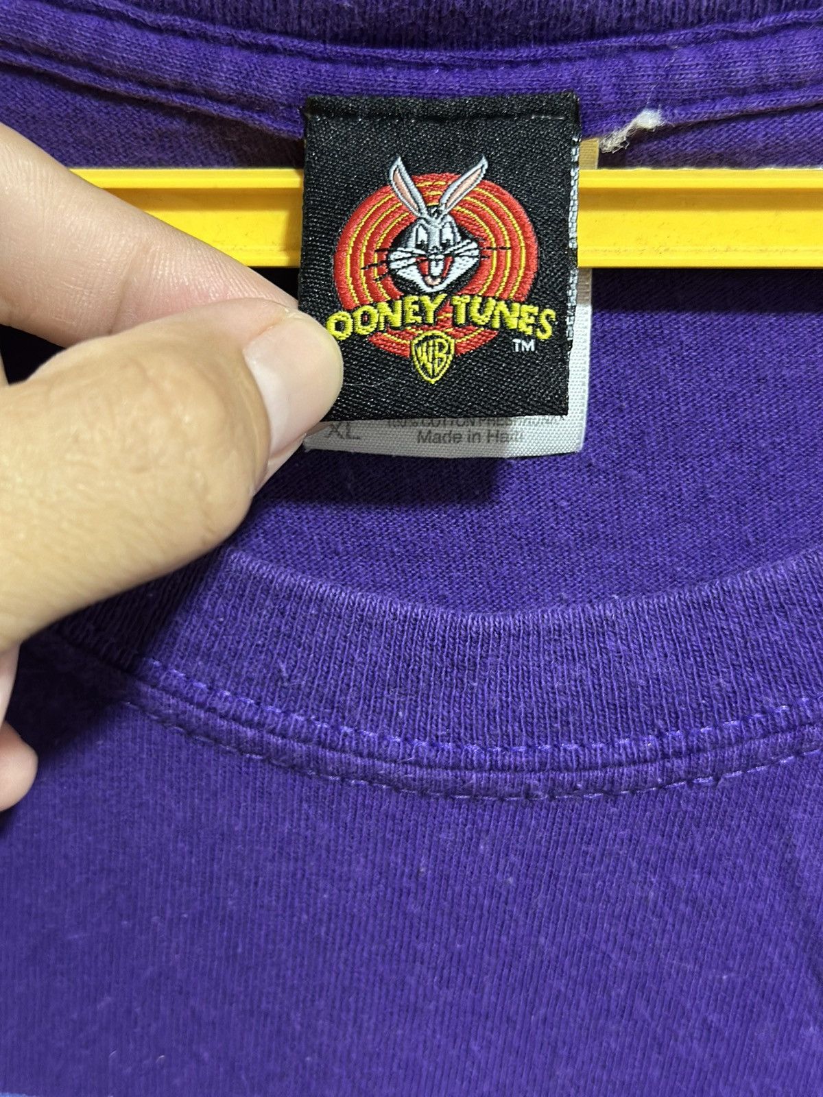 Cartoon Network × Vintage × Warner Bros Vintage Looney Tunes All Characters Faded Tee Size US XL / EU 56 / 4 - 5 Thumbnail