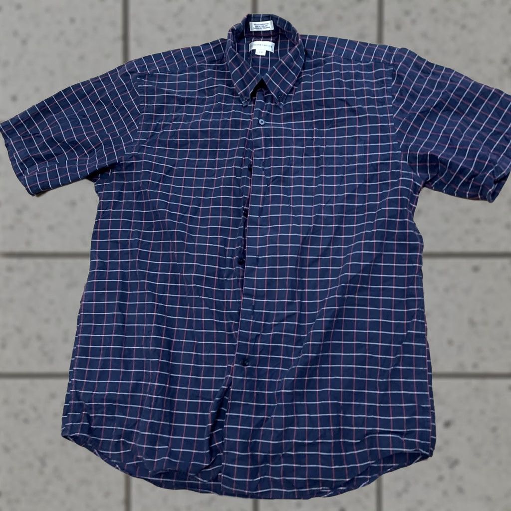Cutter & Buck Cutter & Buck Button-Up Shirt Men L Gray Red Check Plaid Oxford Western Classic Size US L / EU 52-54 / 3 - 1 Thumbnail