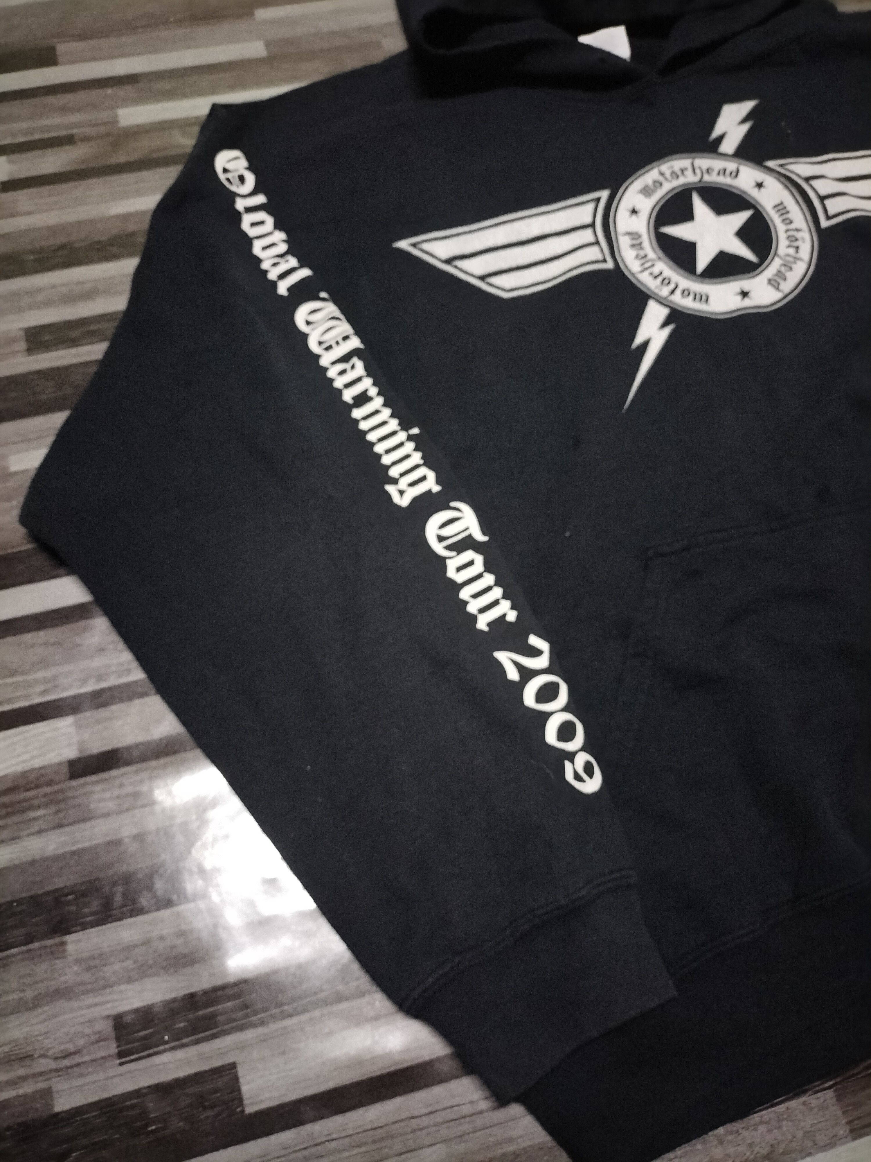 Band Tees Vintage Motorheads Global Warming Tour 2009 shirt Hoodie Size US L / EU 52-54 / 3 - 4 Thumbnail